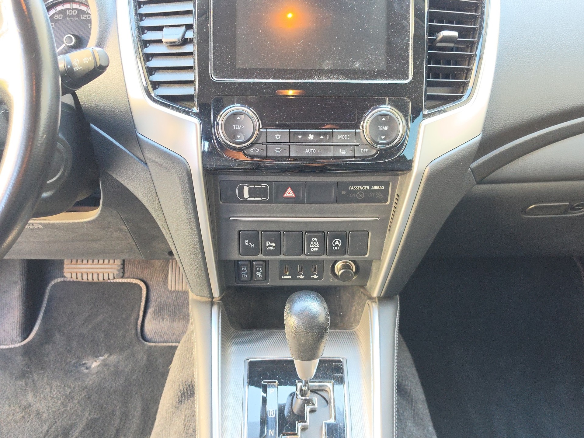 MITSUBISHI 2.2 Diamond Double Cab Automat-image-8