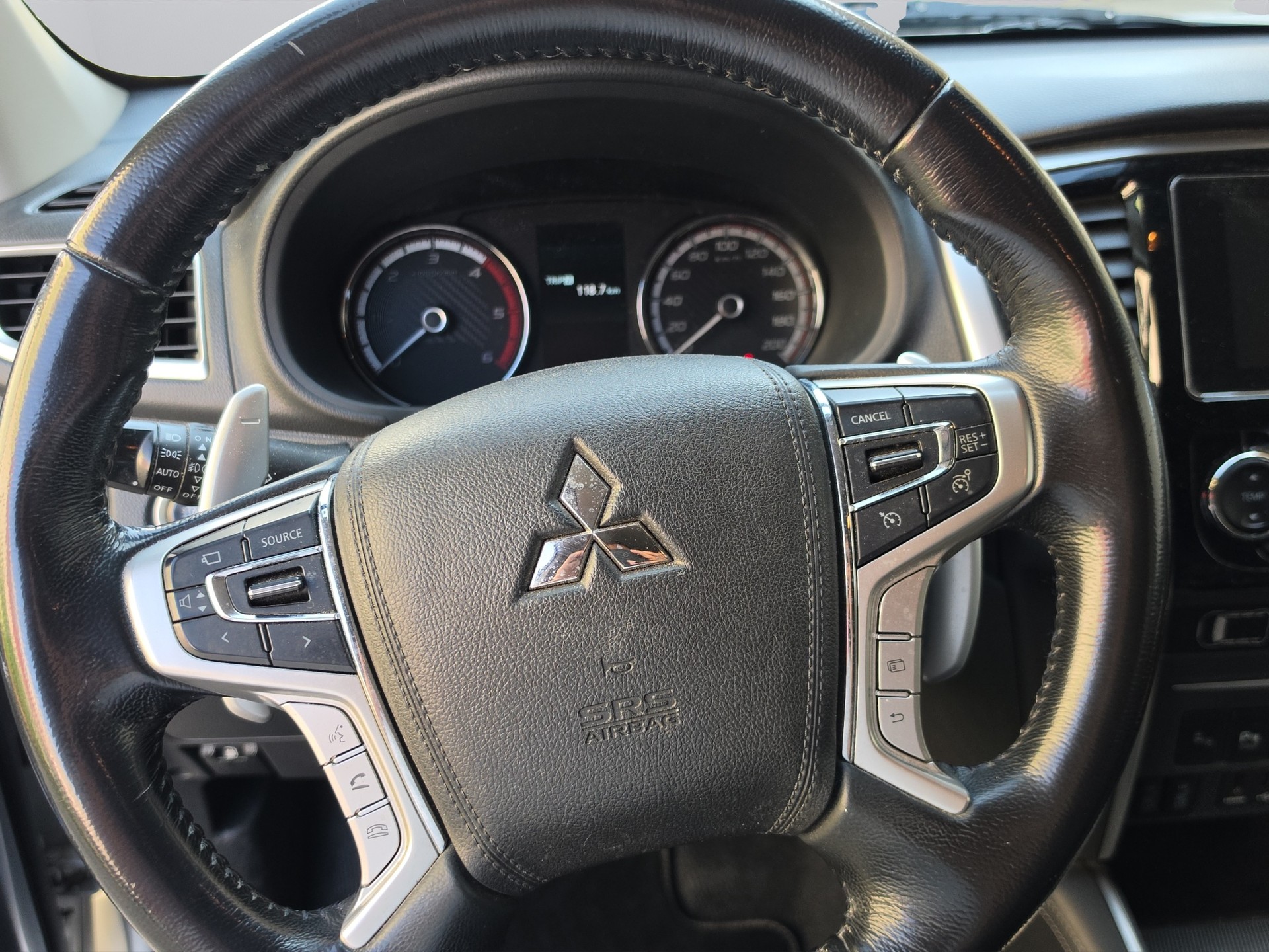 MITSUBISHI 2.2 Diamond Double Cab Automat-image-9