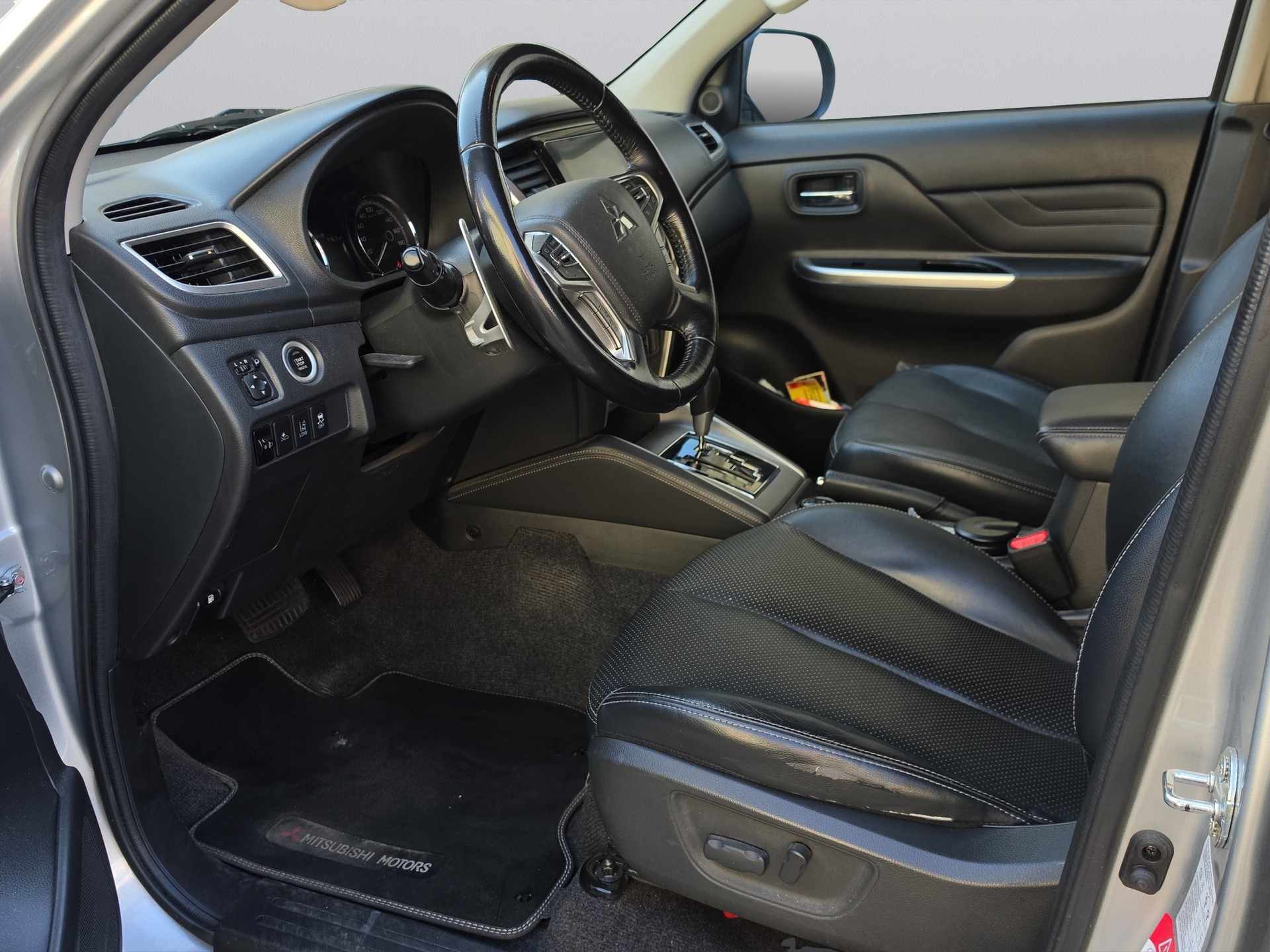 MITSUBISHI 2.2 Diamond Double Cab Automat-image-6