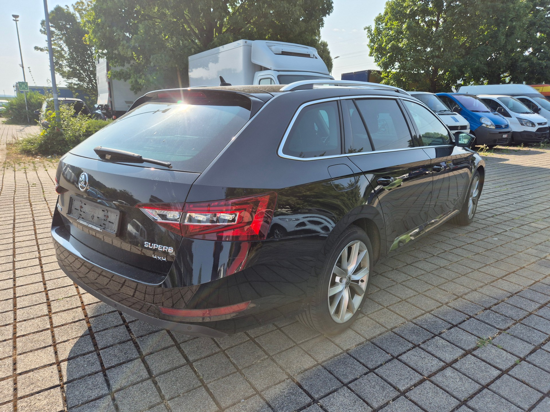 SKODA Superb Combi 2.0 TDi Ambition 4x4 DSG-image-5