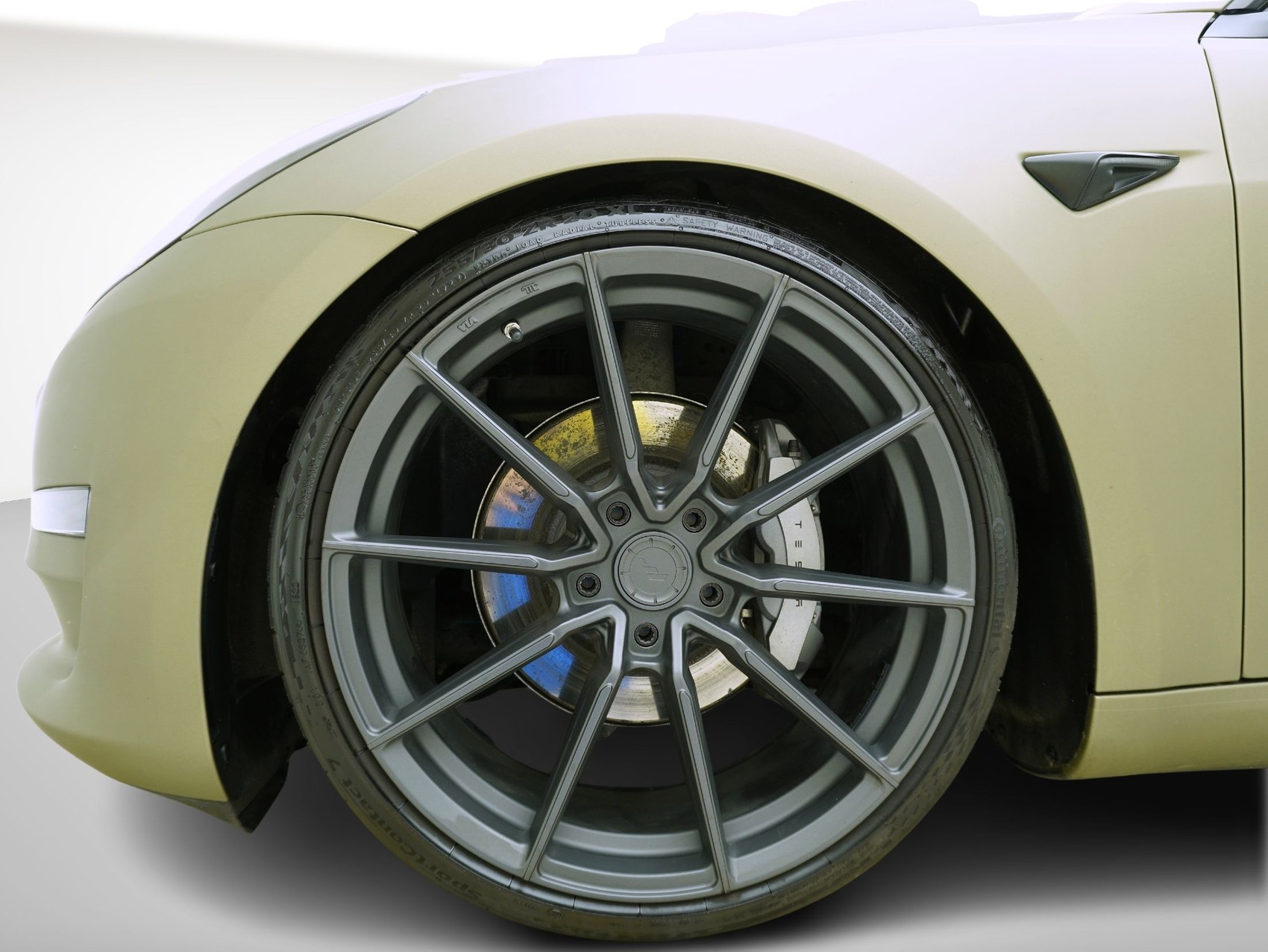 TESLA Model 3 Long Range Dual Motor AWD-image-6