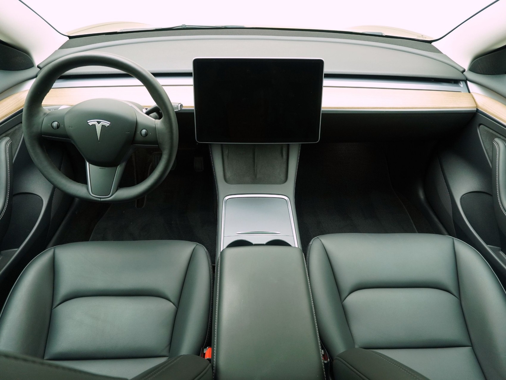 TESLA Model 3 Long Range Dual Motor AWD-image-11
