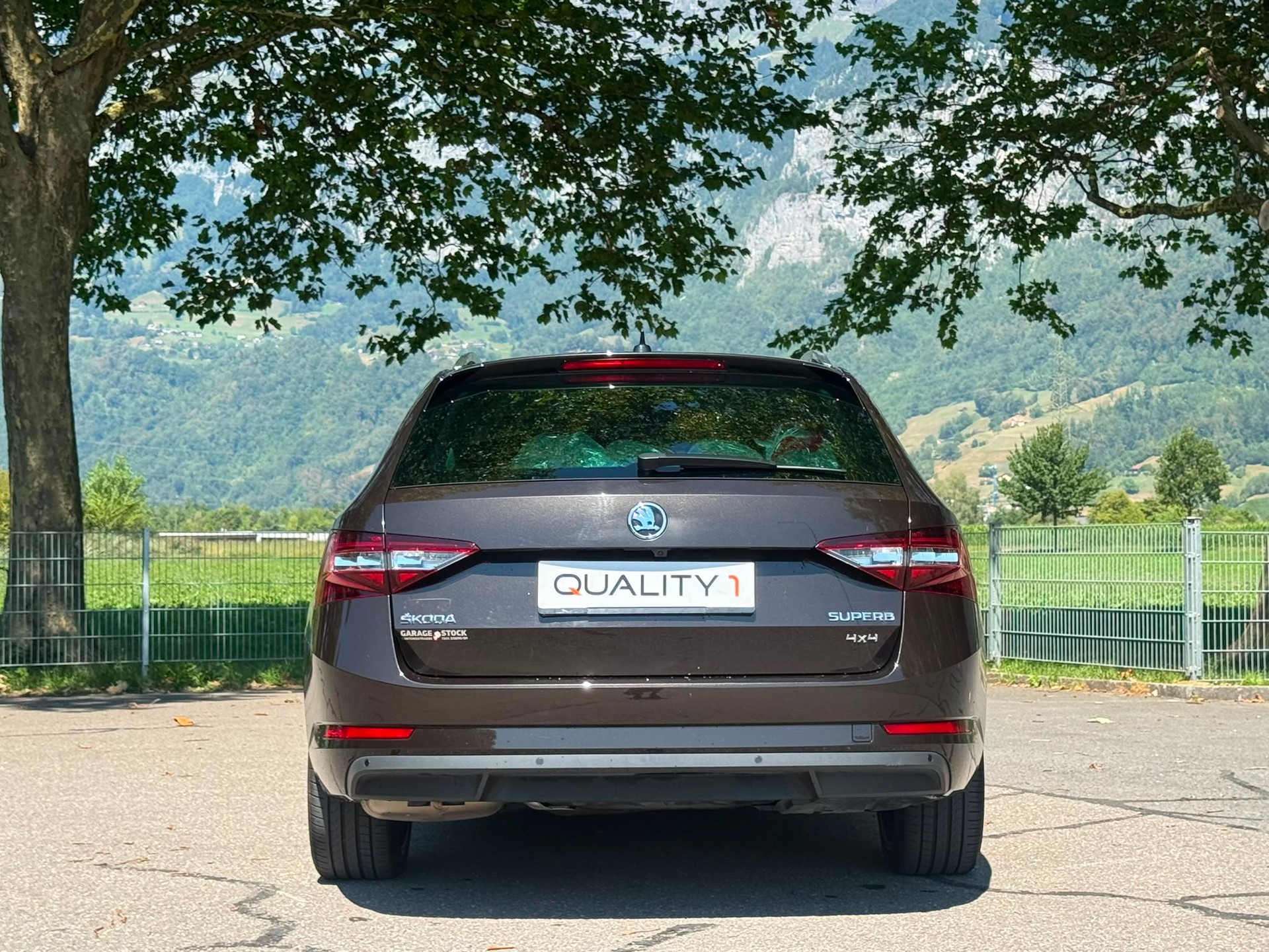 SKODA Superb Combi 2.0 TDi L&K 4x4 DSG-image-8