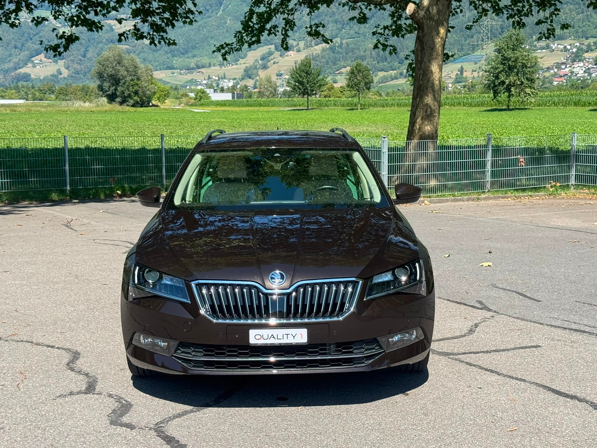 SKODA Superb Combi 2.0 TDi L&K 4x4 DSG-image-1