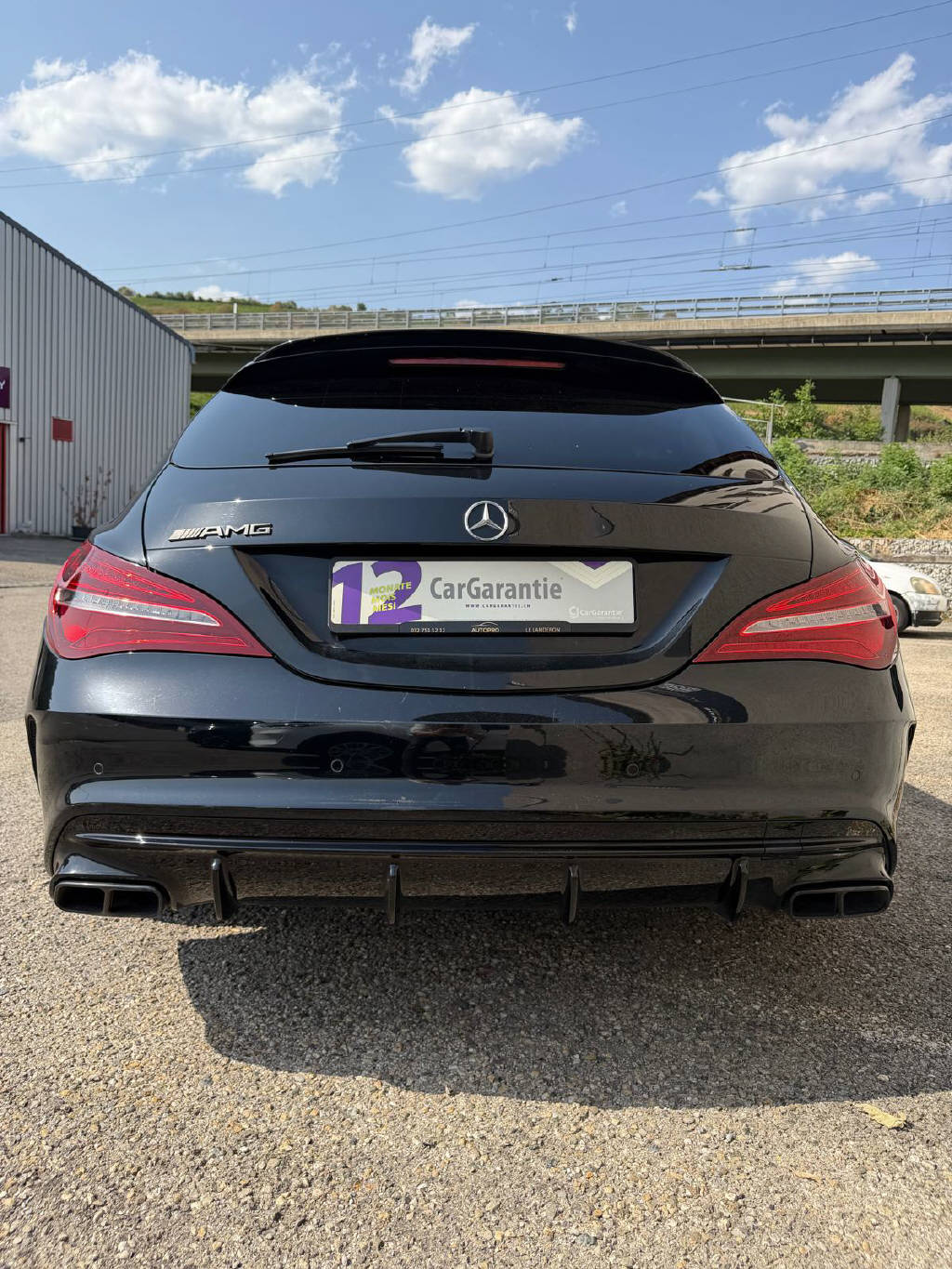 MERCEDES-BENZ CLA 45 AMG 4m Shooting Brake-image-5