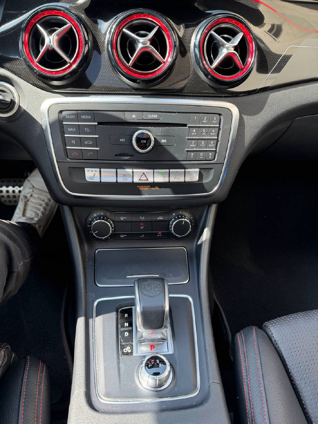 MERCEDES-BENZ CLA 45 AMG 4m Shooting Brake-image-12