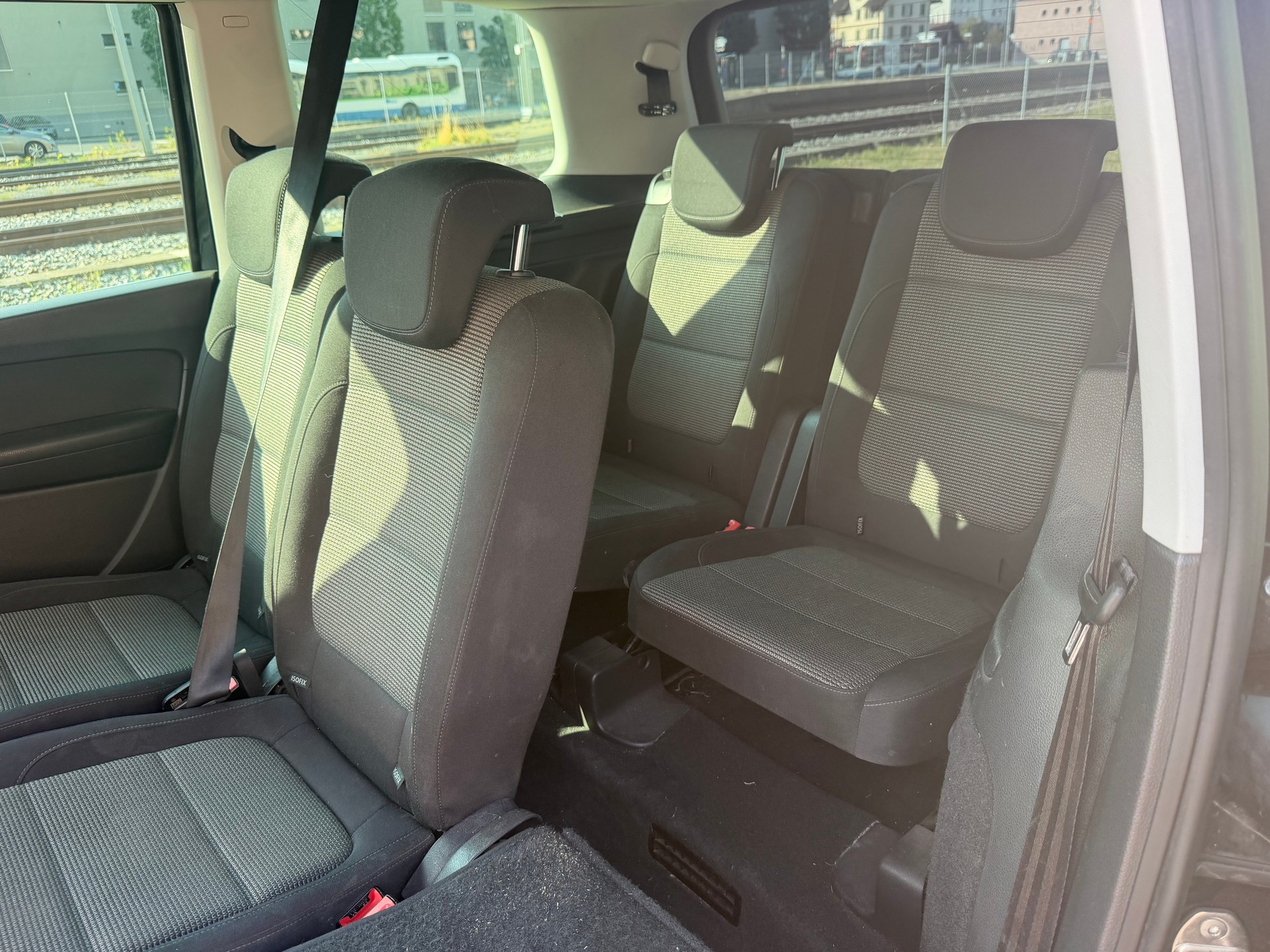 VW Sharan 2.0 TDI BMT Comfortline 4Motion-image-10