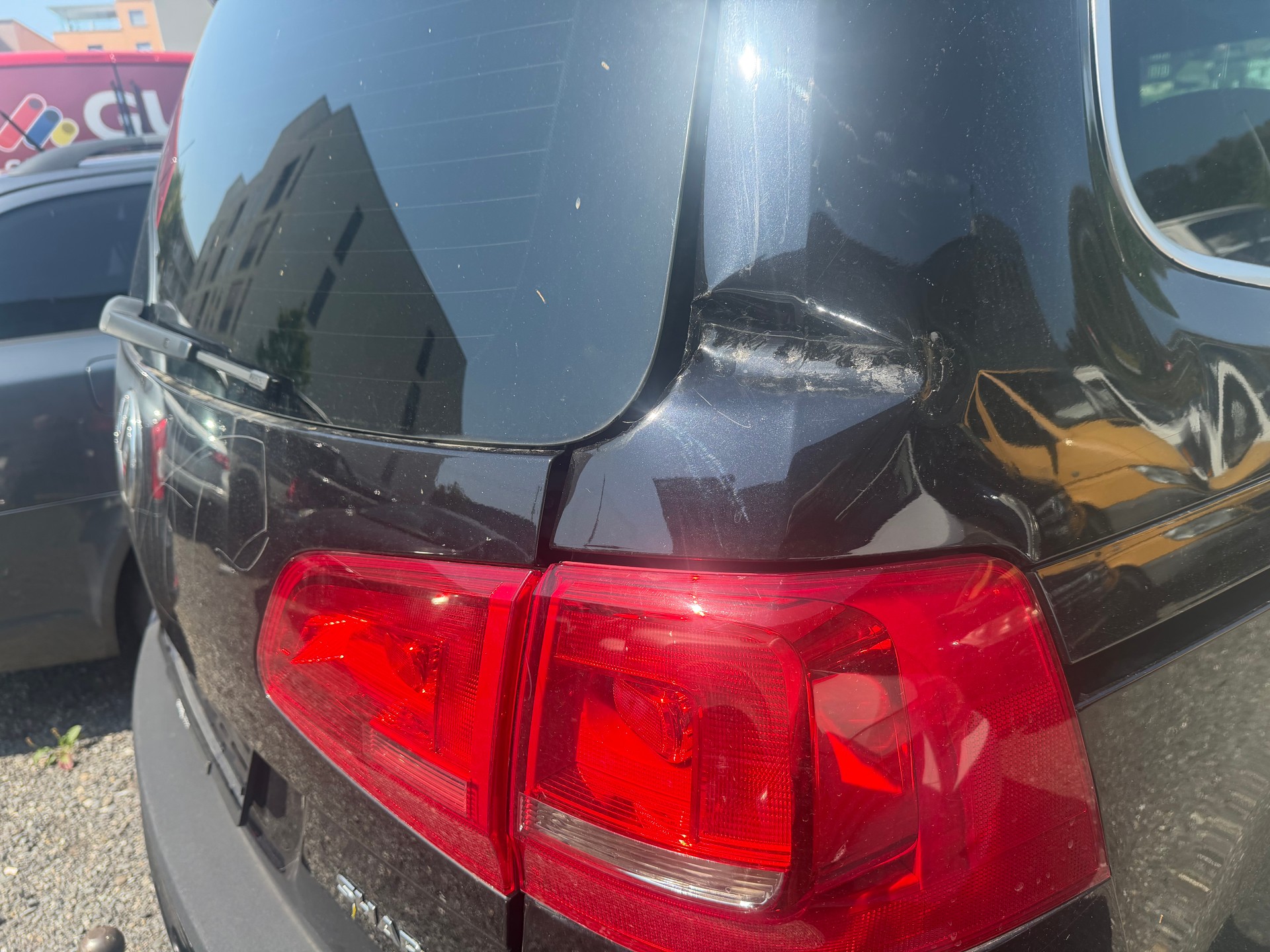 VW Sharan 2.0 TDI BMT Comfortline 4Motion-image-3
