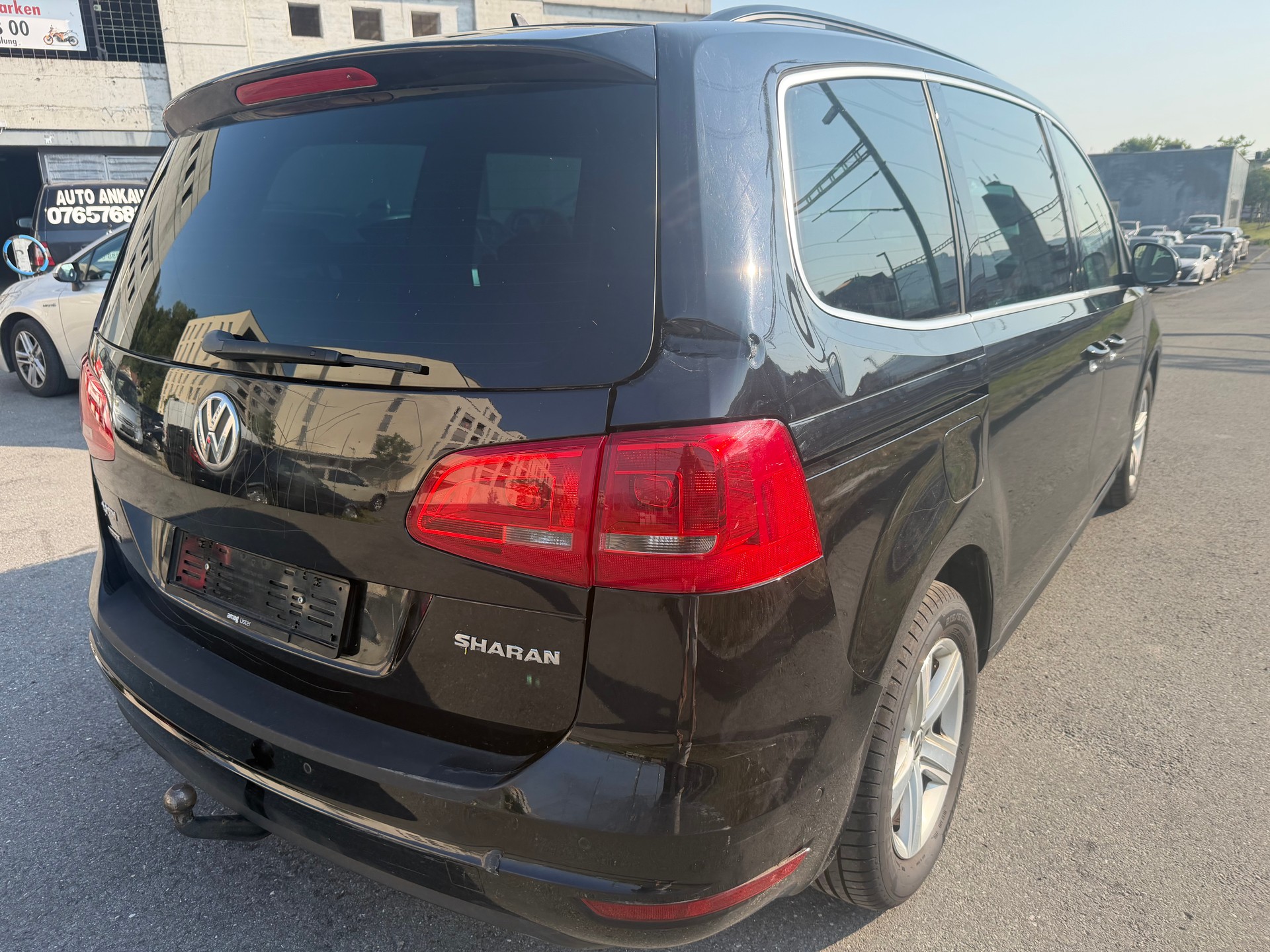 VW Sharan 2.0 TDI BMT Comfortline 4Motion-image-9