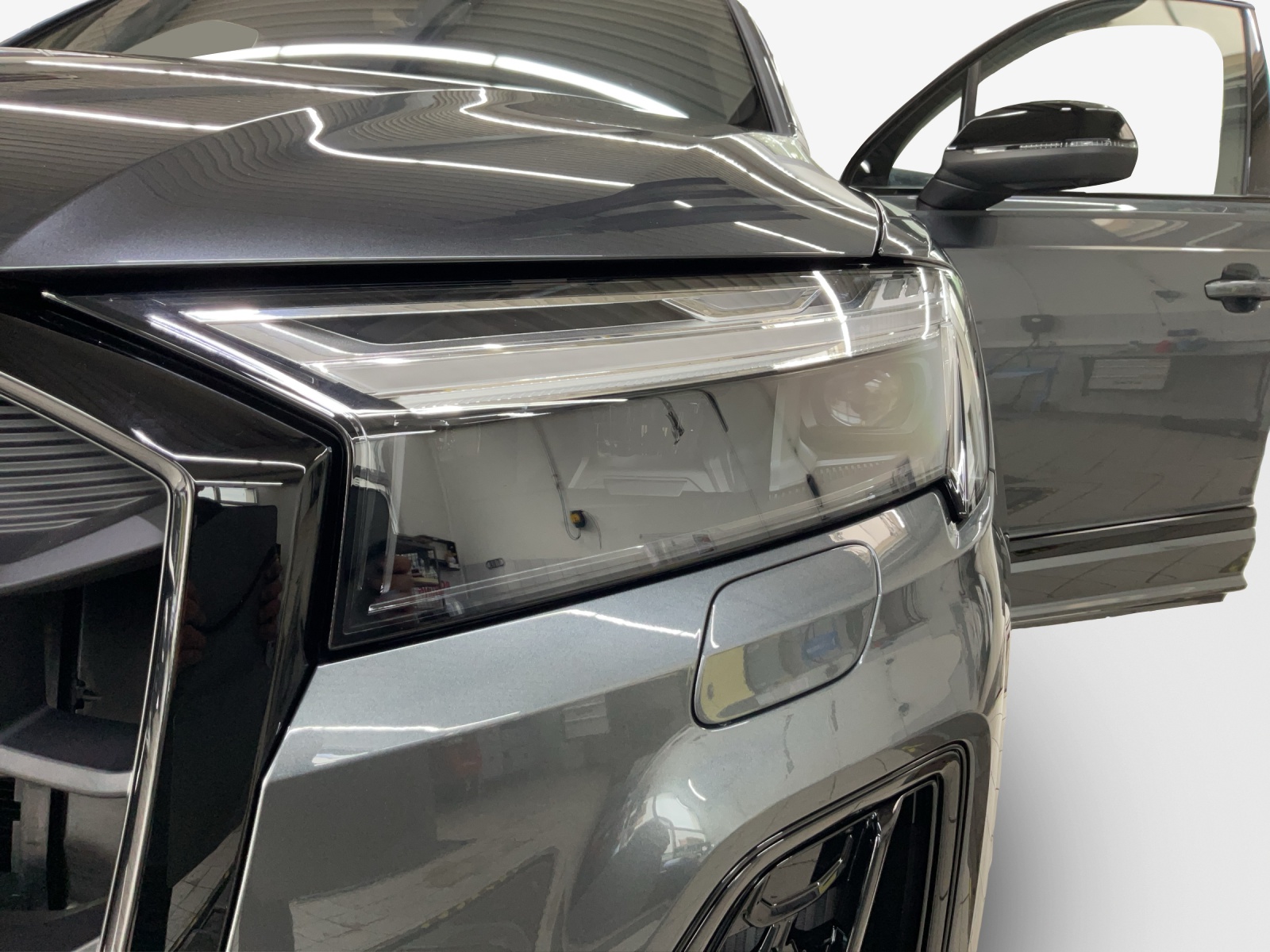 AUDI Q7 SUV TFSI e quattro 290 kW S line Attraction tiptronic-image-15