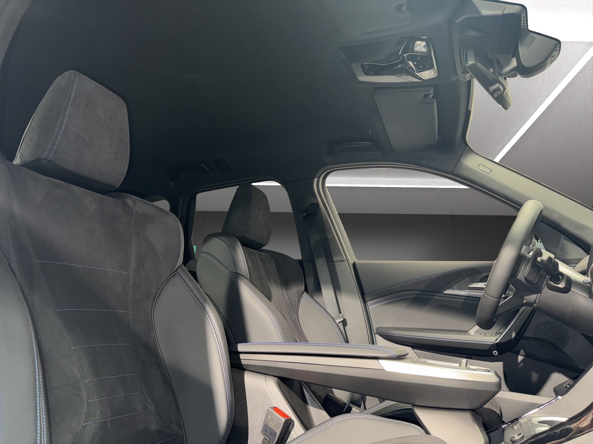 BMW X1 20d xDrive-image-19