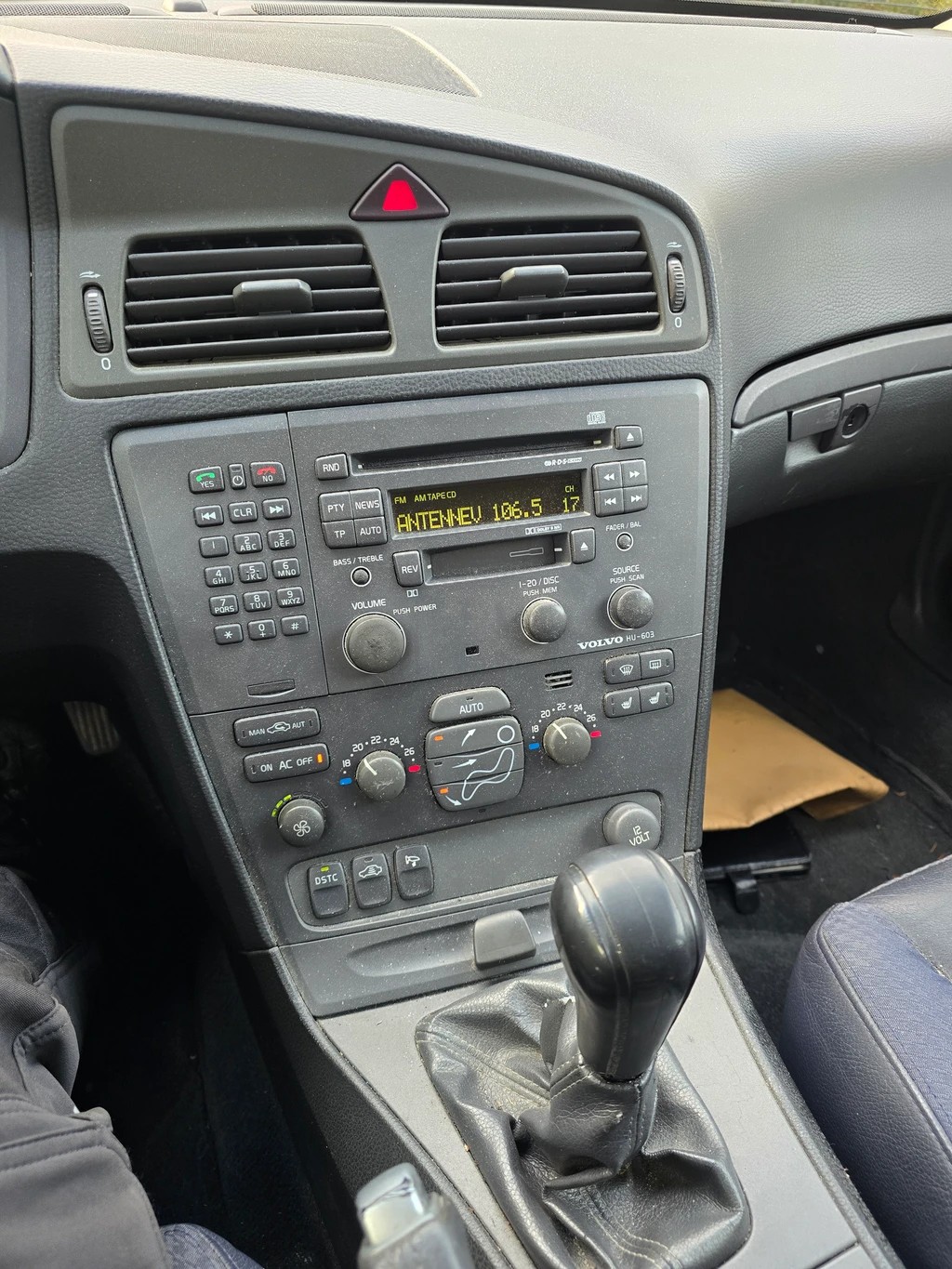 VOLVO V70 2.4T Ocean Race-image-9