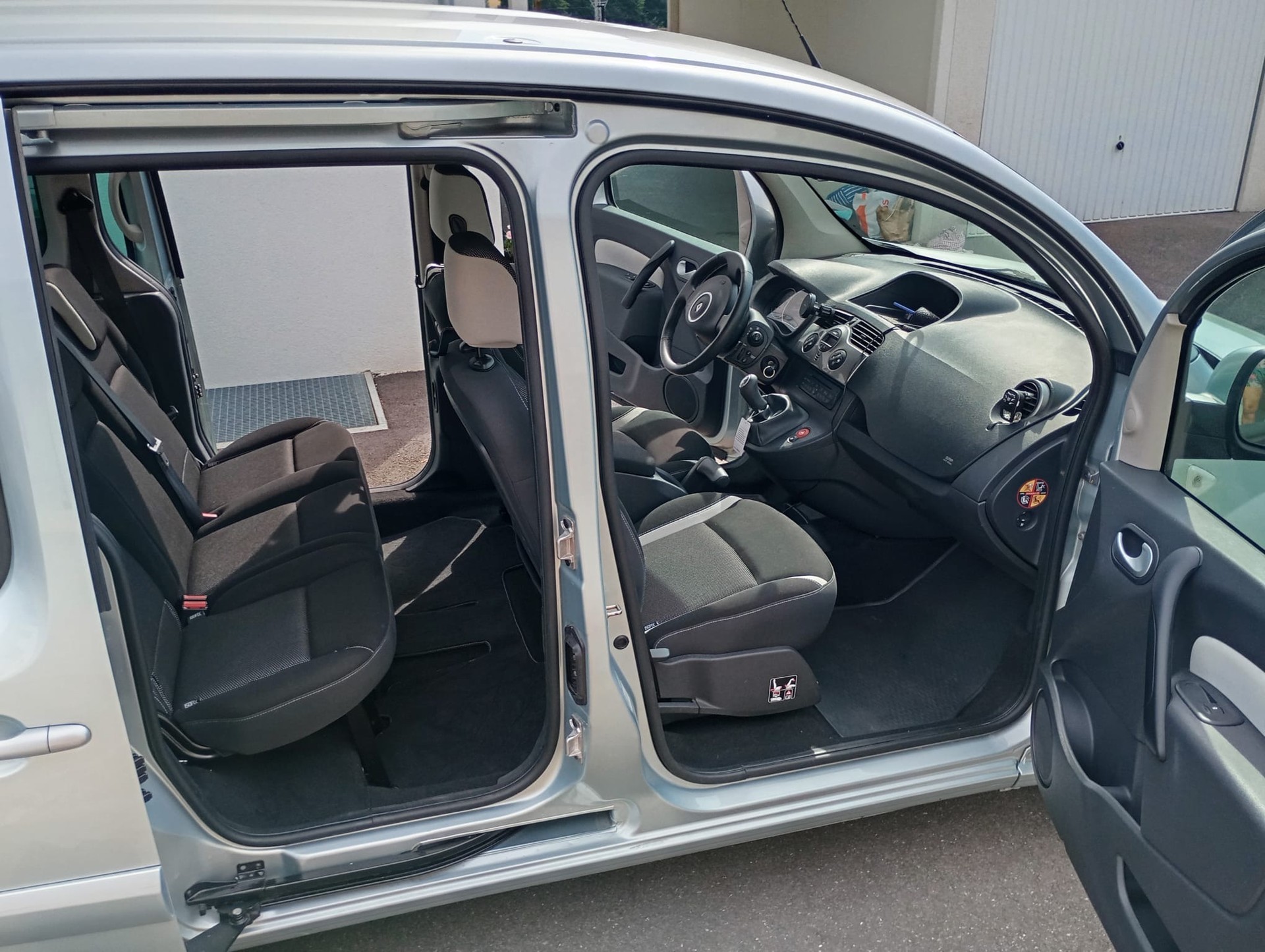 RENAULT 1.6 16V Dynamique-image-2