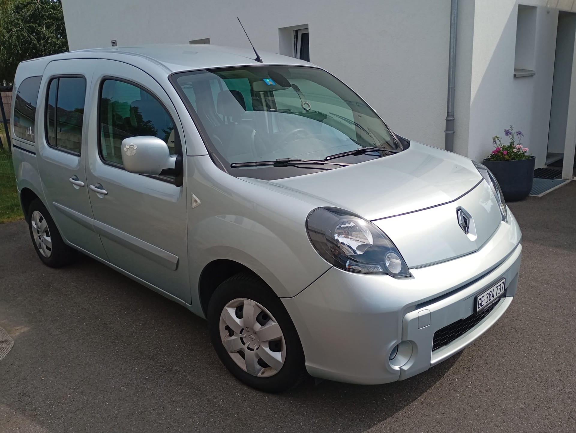 RENAULT 1.6 16V Dynamique-image-0