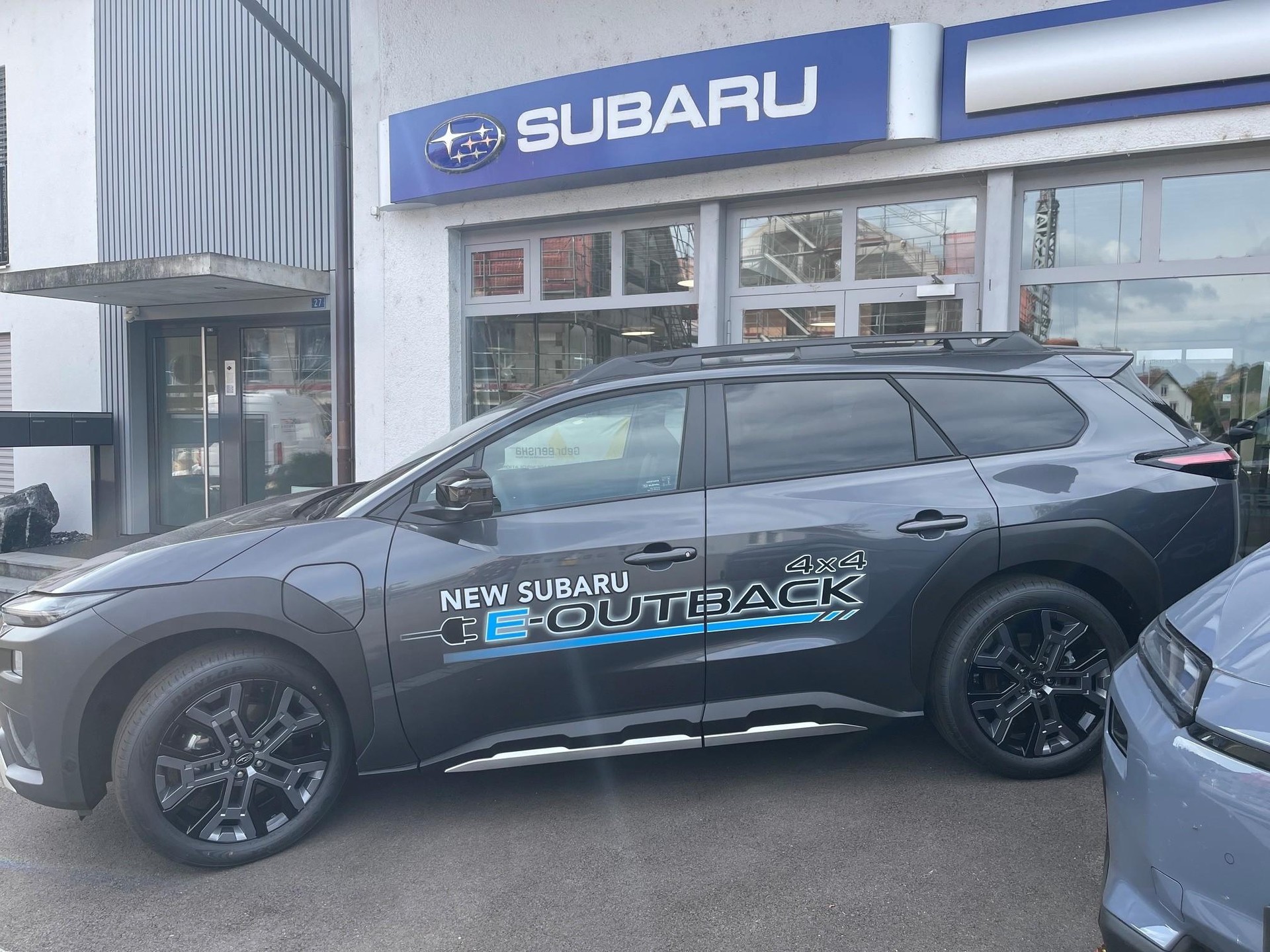 SUBARU E-Outback eV Luxury AWD-image-3