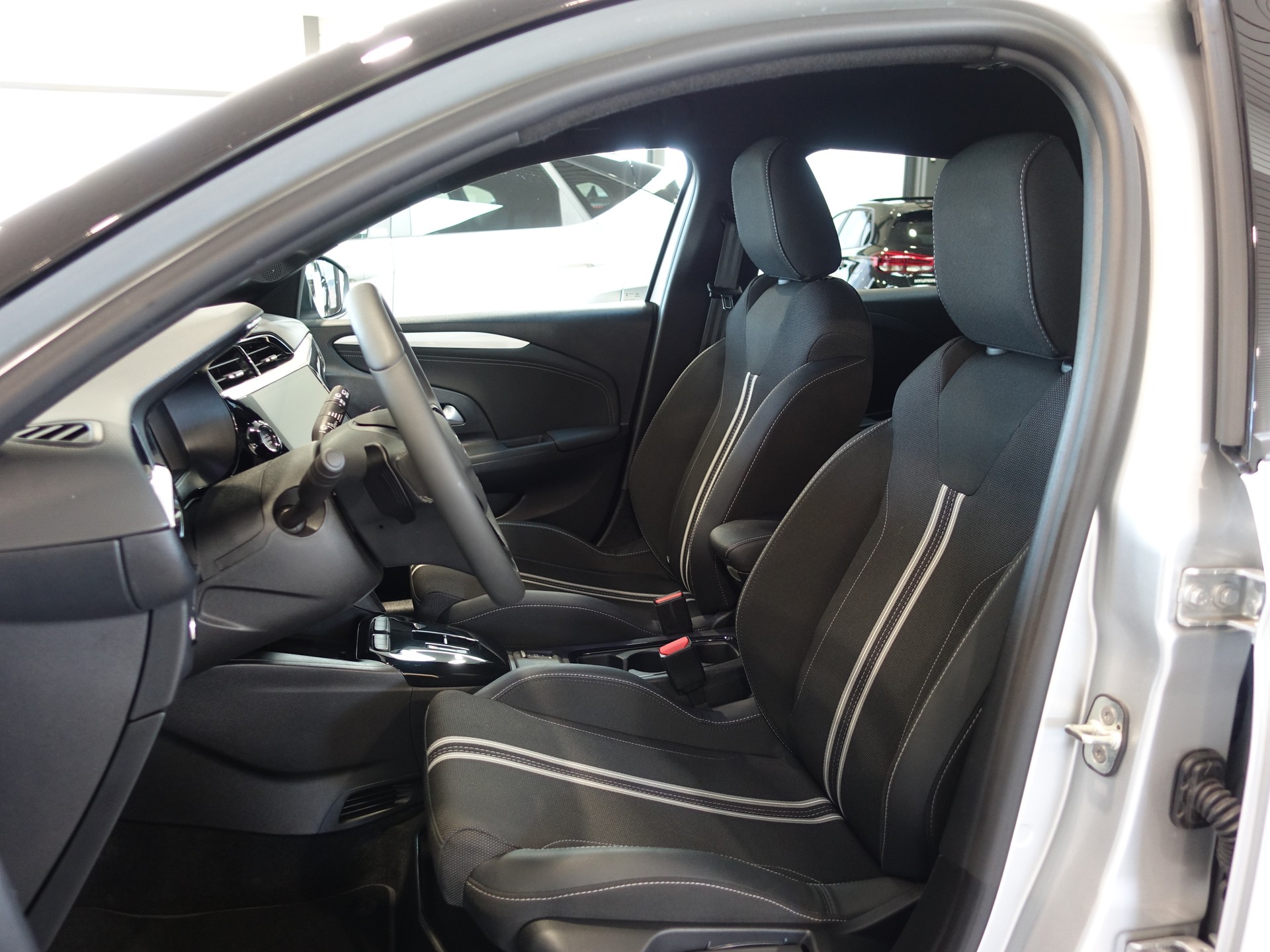 OPEL Corsa 1.2 MHEV GS-image-19