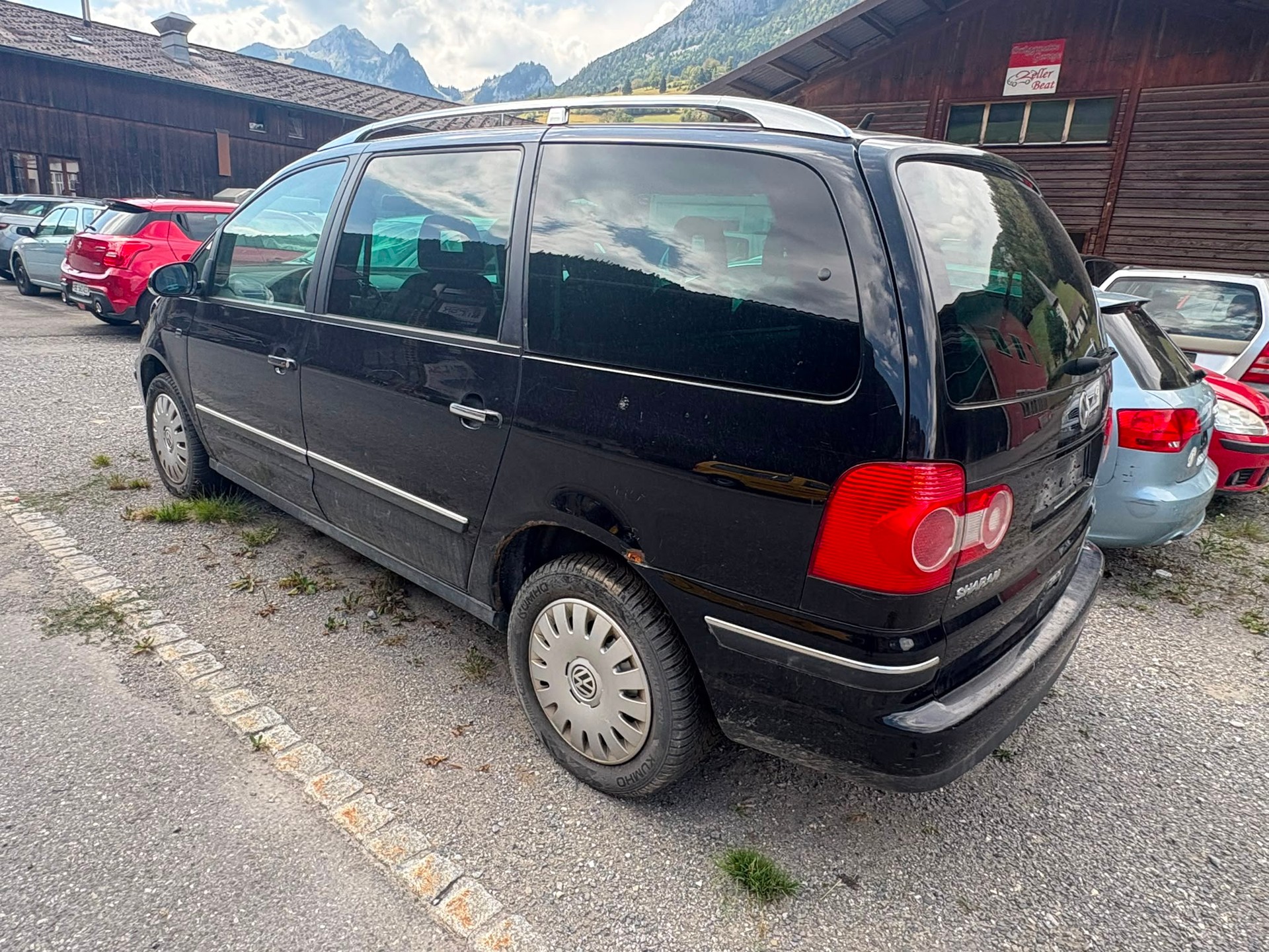 VW Sharan 1.9 TDI Trendline 4Motion-image-5