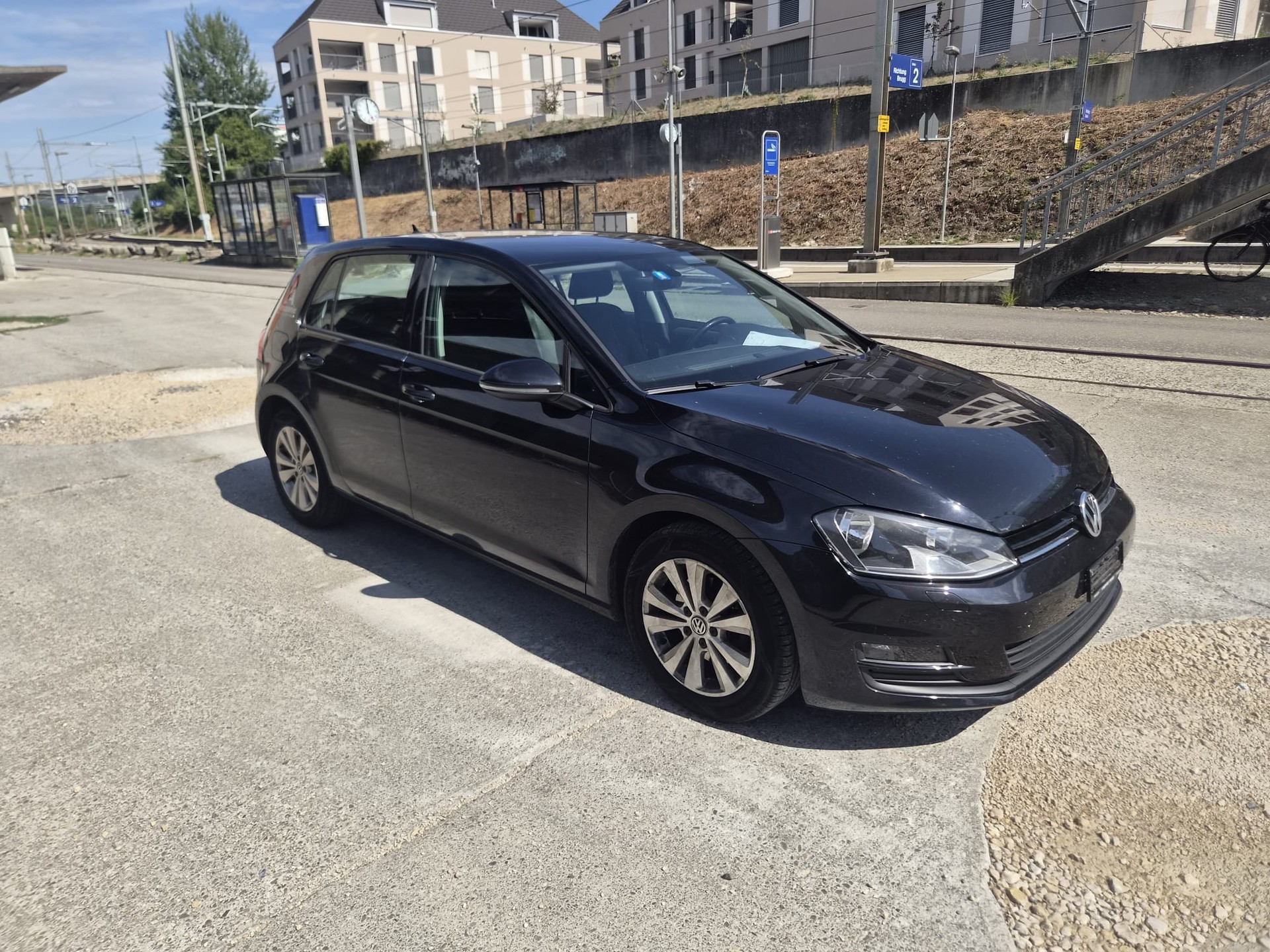 VW Golf 2.0 TDI Highline 4Motion-image-11