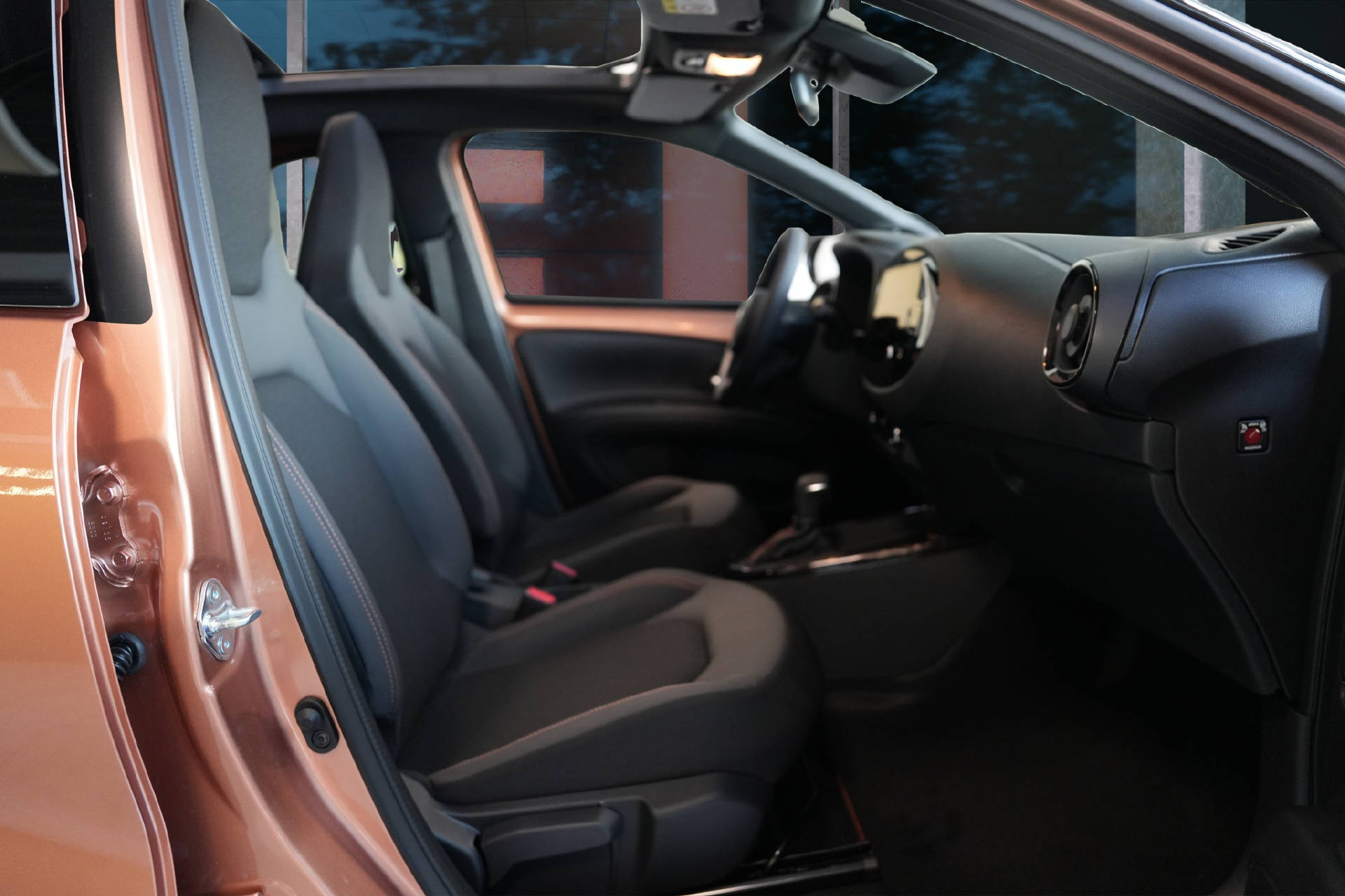 TOYOTA Aygo X 1.5 VVT-i HSD Style Canvas-image-5