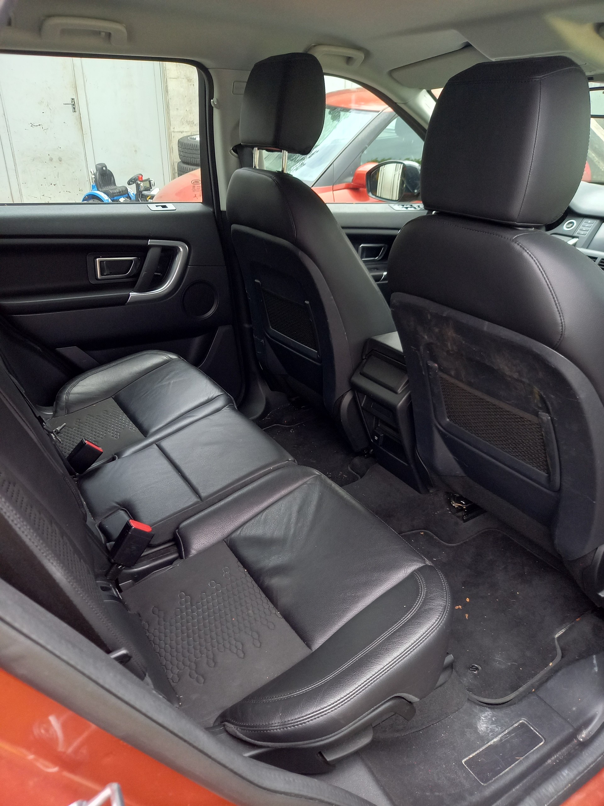LAND ROVER Discovery Sport 2.0 Si4 HSE AT9-image-6