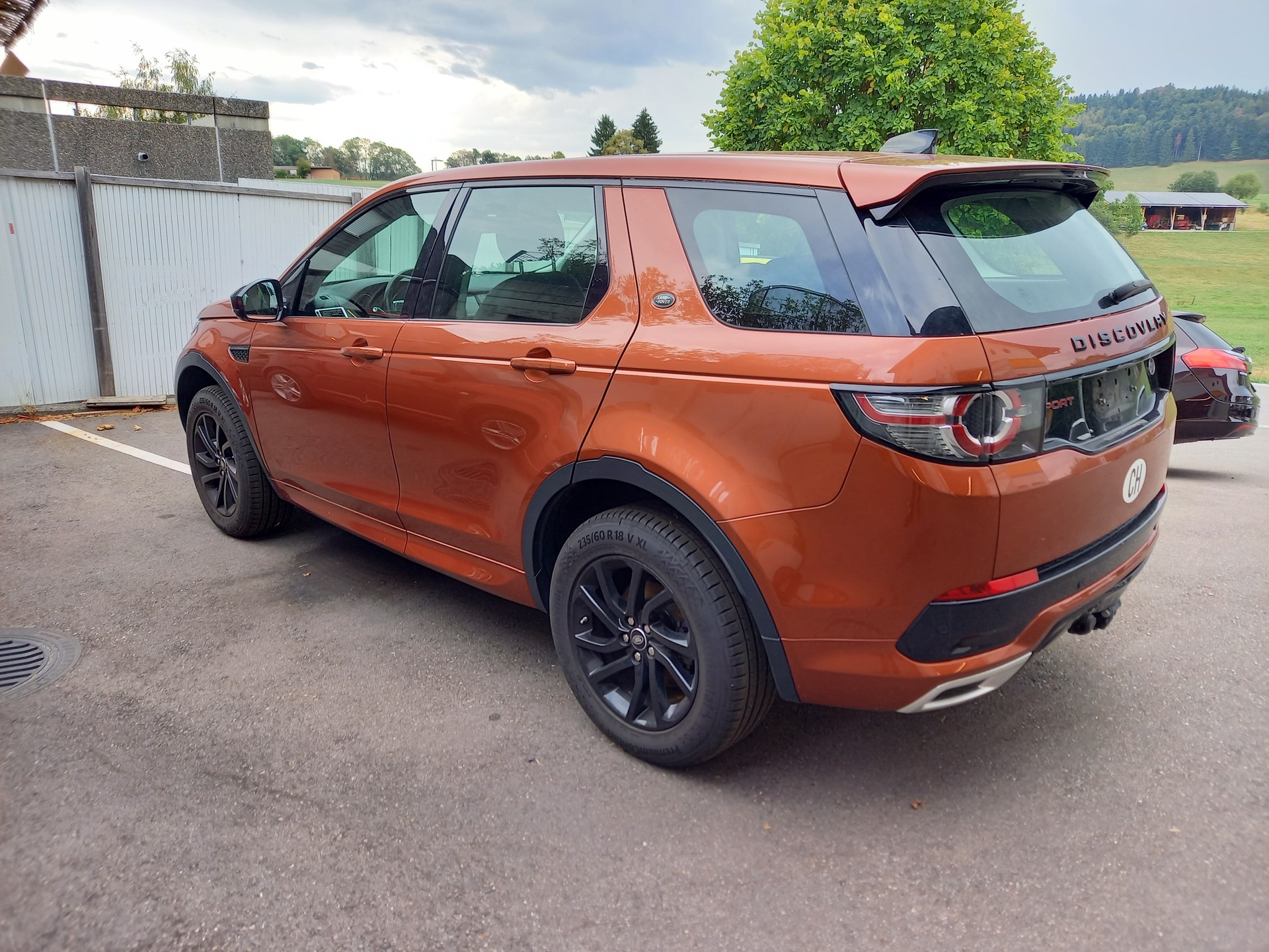 LAND ROVER Discovery Sport 2.0 Si4 HSE AT9-image-3