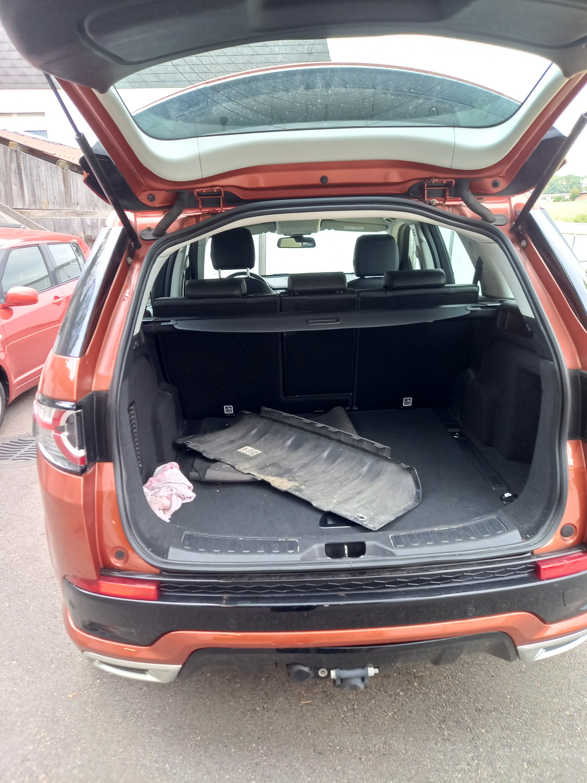 LAND ROVER Discovery Sport 2.0 Si4 HSE AT9-image-7