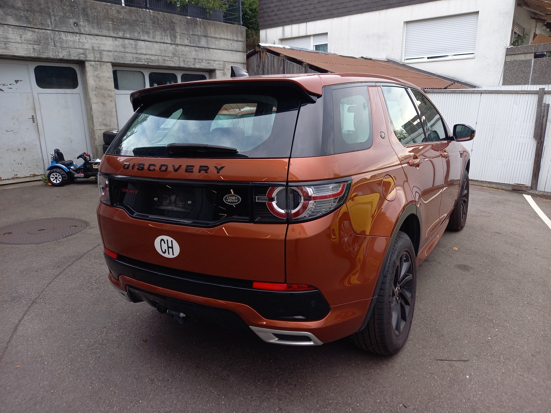 LAND ROVER Discovery Sport 2.0 Si4 HSE AT9-image-2
