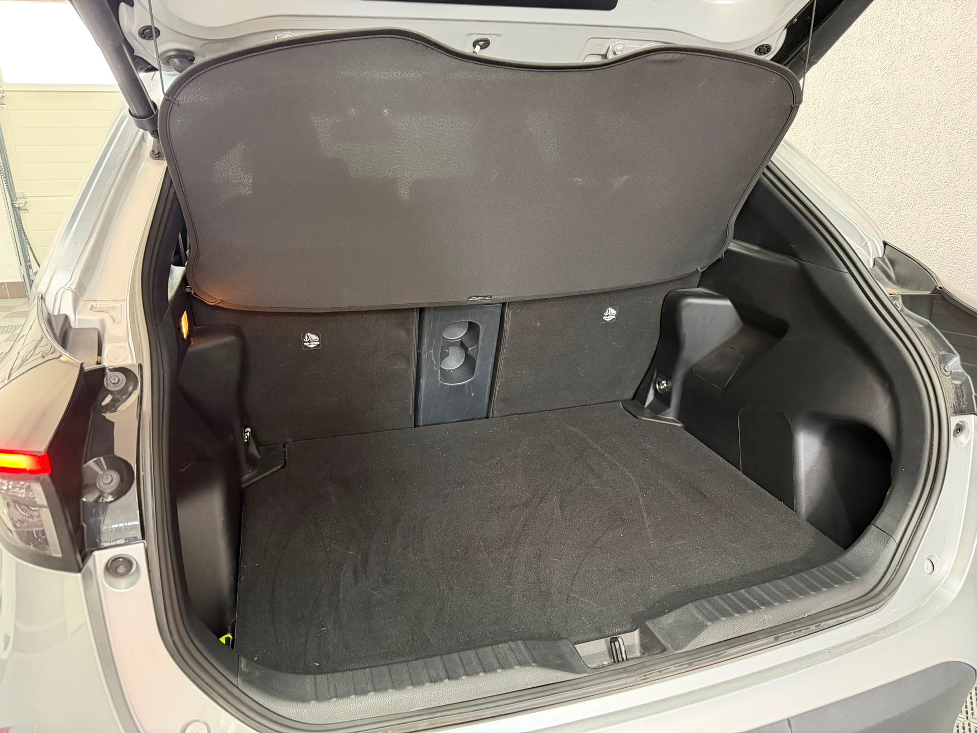 TOYOTA Yaris Cross 1.5 Trend e-CVT AWDi *Caméra de recul*CarPlay*-image-21