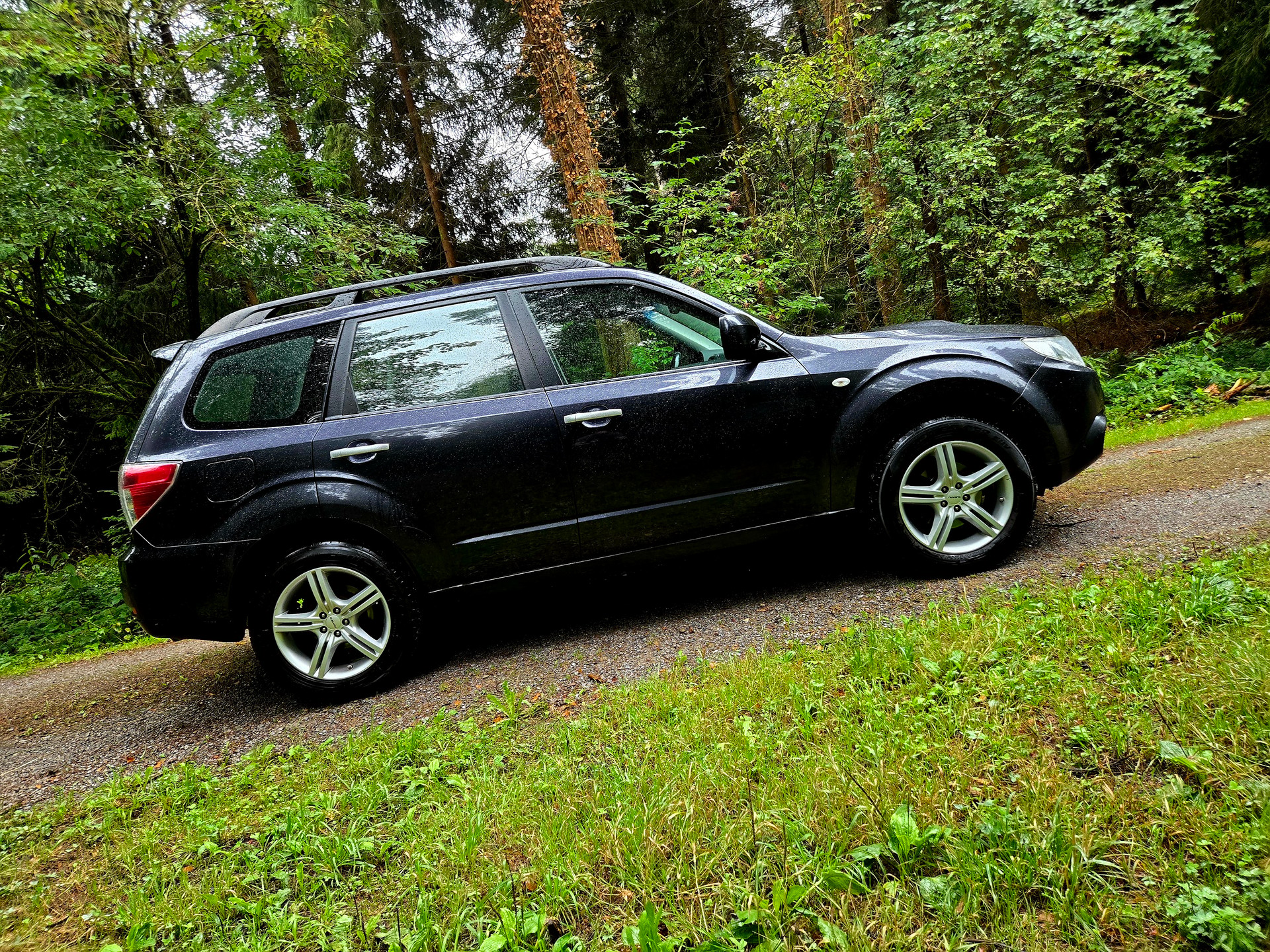 SUBARU Forester 2.5XT Comfort Automatic-image-2