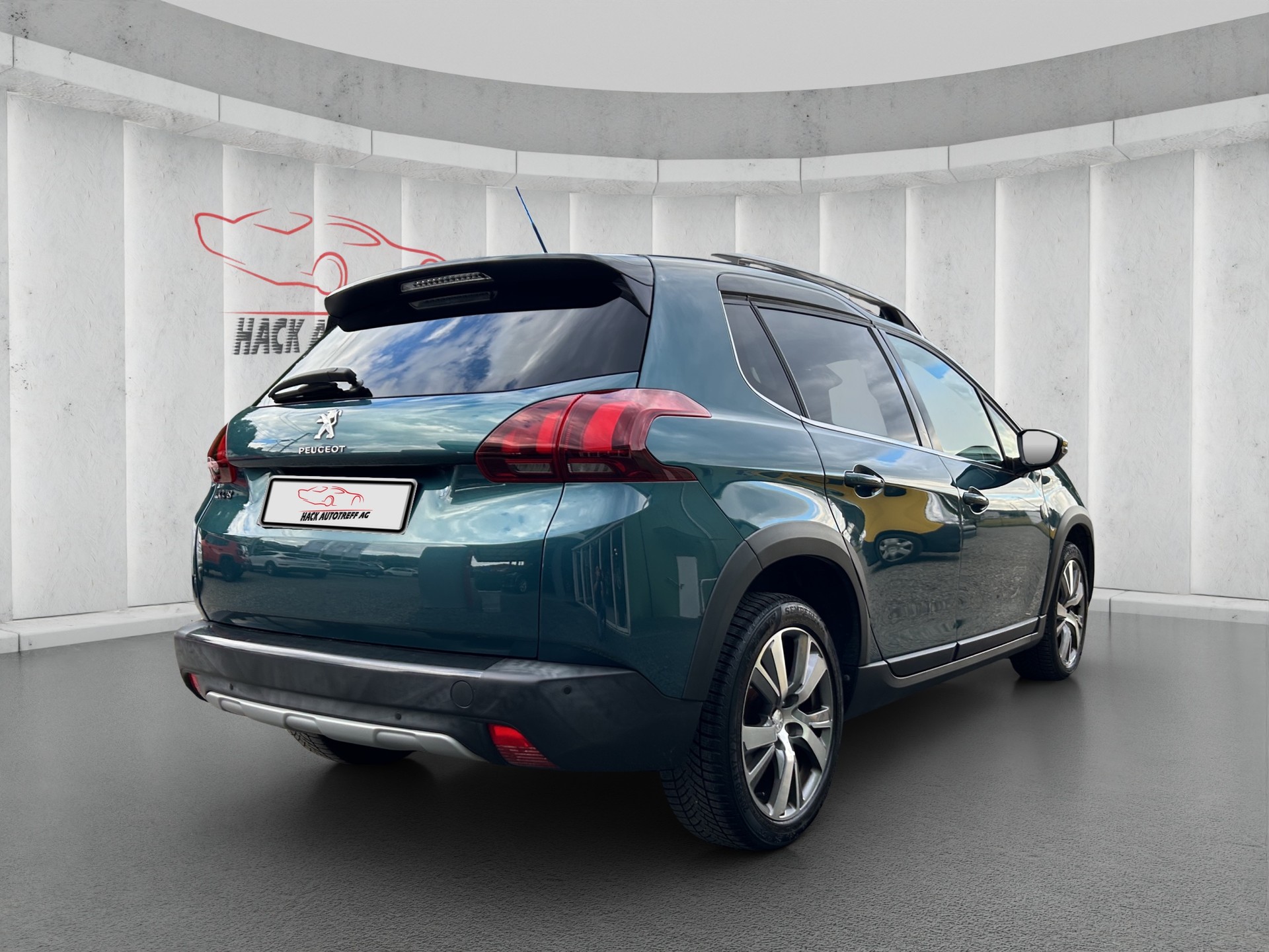 PEUGEOT 2008 1.2 PureTech Crossway EAT6-image-5