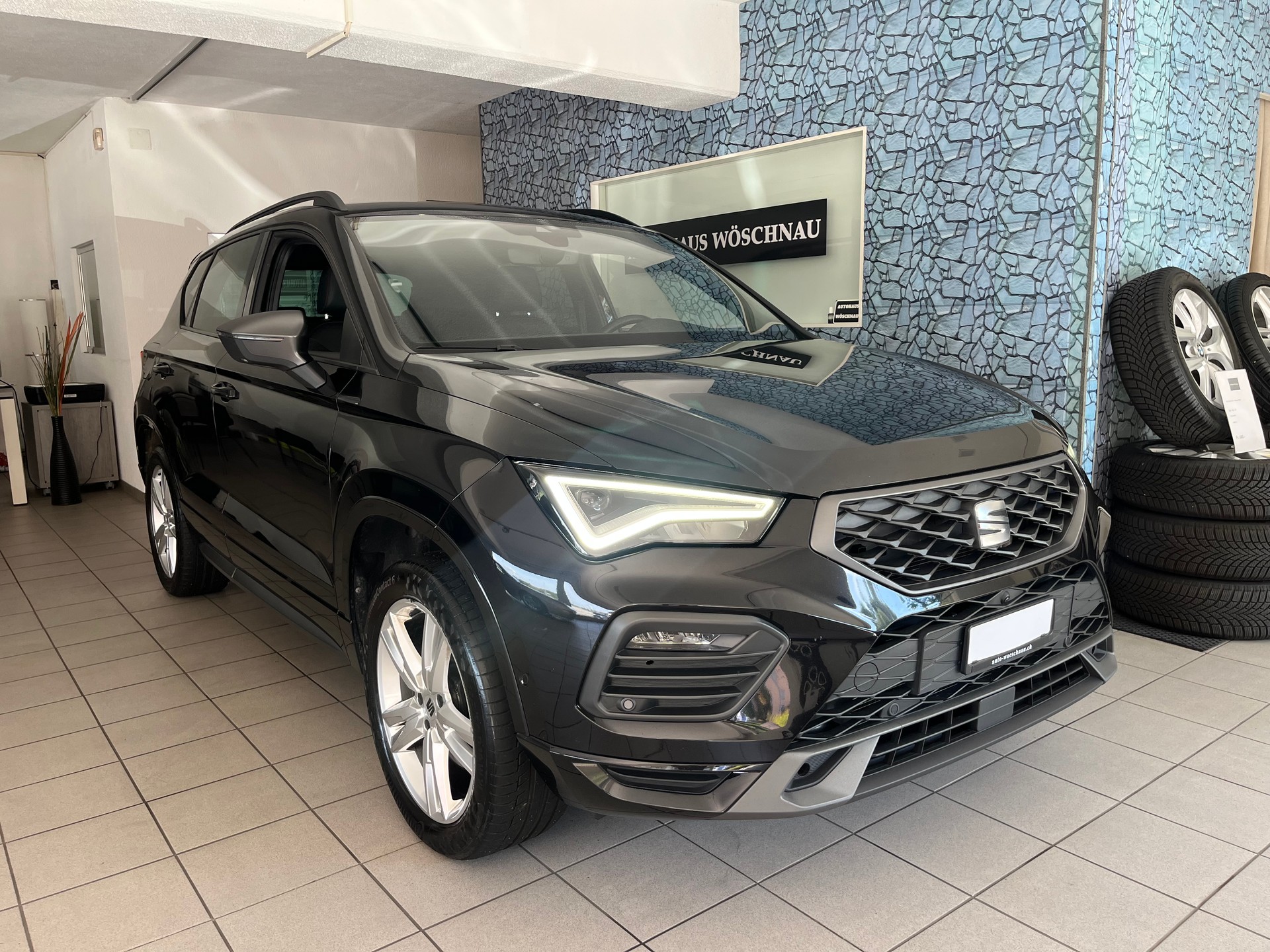 SEAT Ateca 2.0 TSI Hola FR 4Drive DSG-image-0
