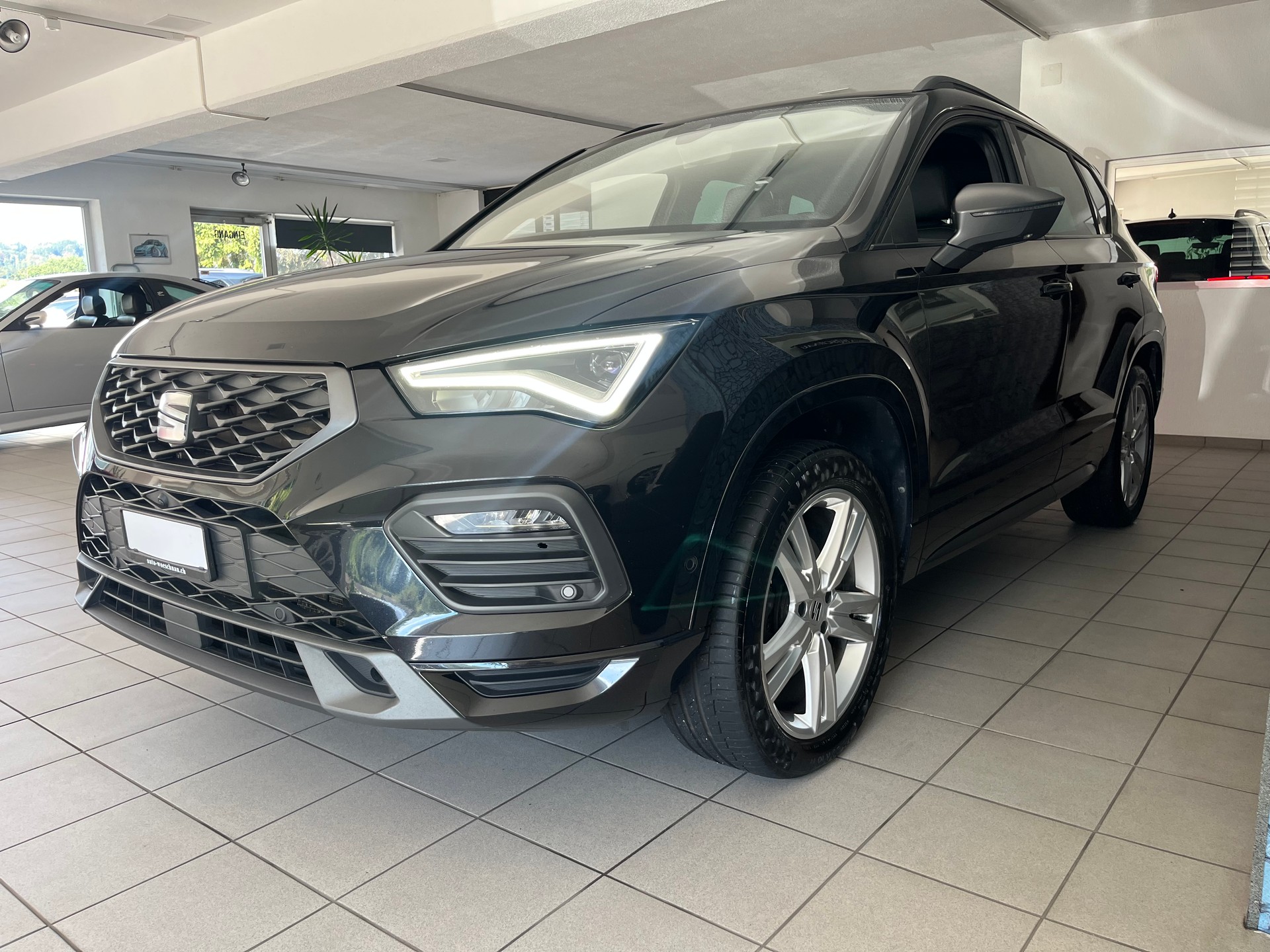 SEAT Ateca 2.0 TSI Hola FR 4Drive DSG-image-4