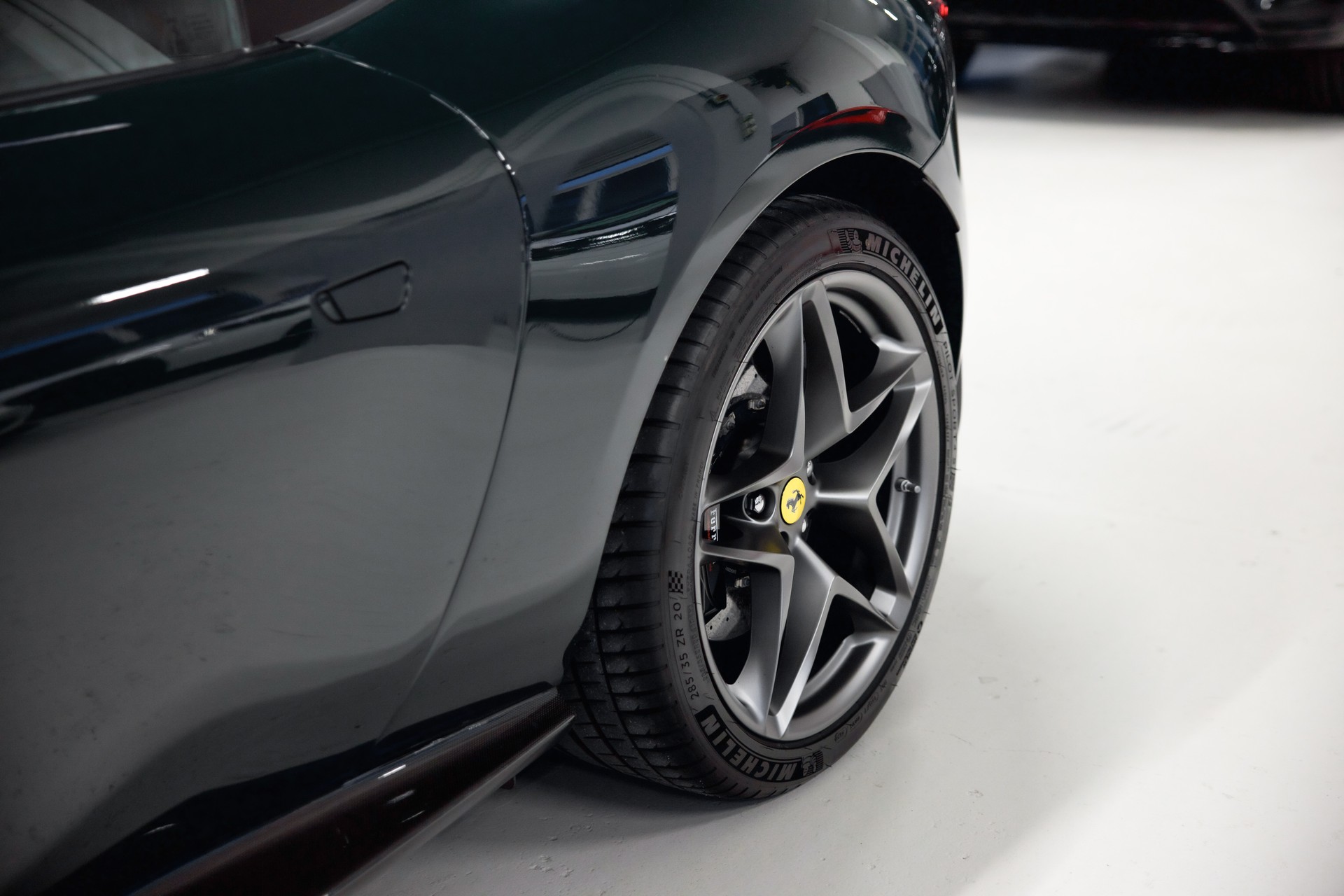 FERRARI Roma 3.9 V8 T Werksgarantie Ferrari bis Juli 2028-image-17