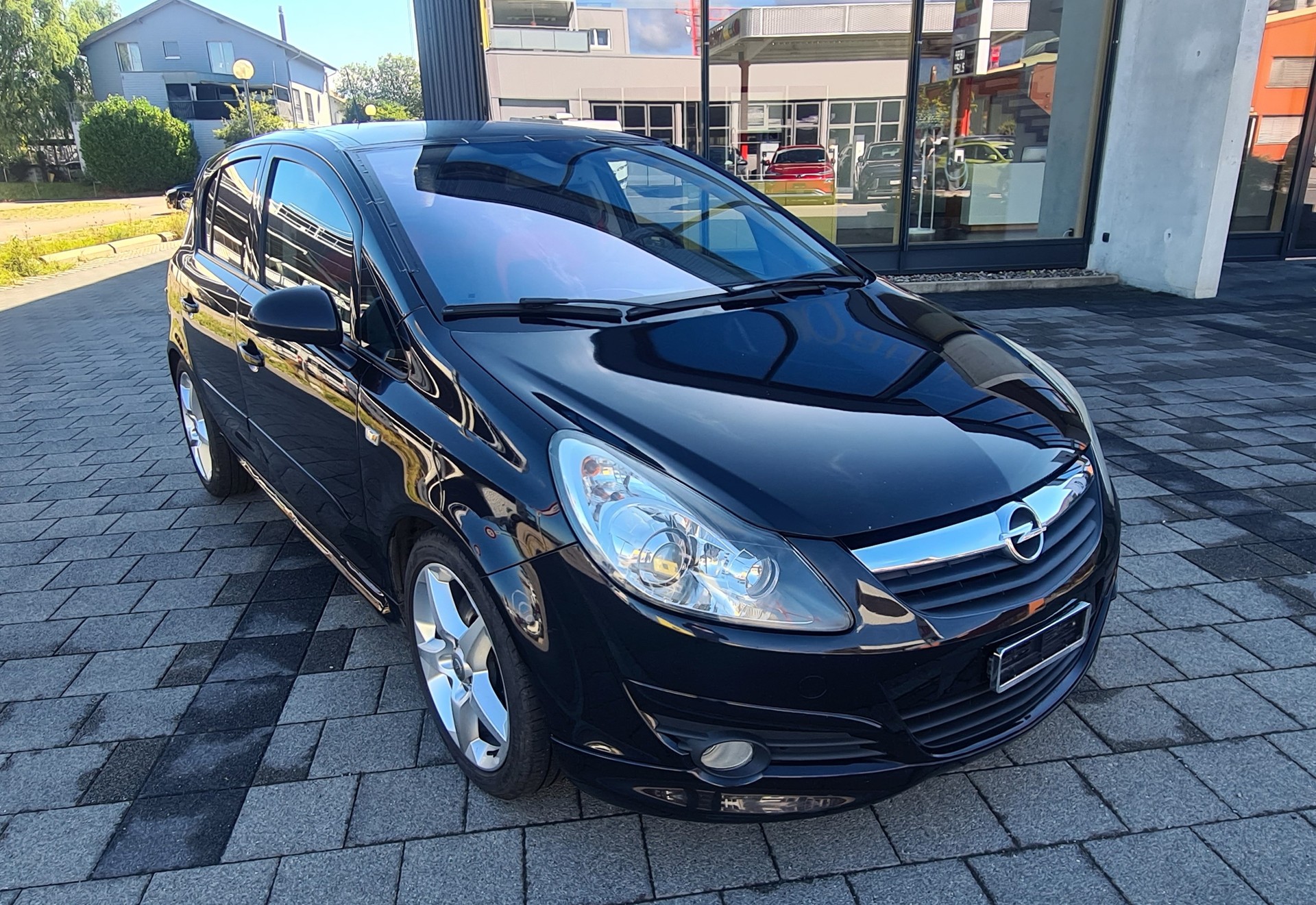 OPEL Corsa 1.6 Turbo GSi-image-1