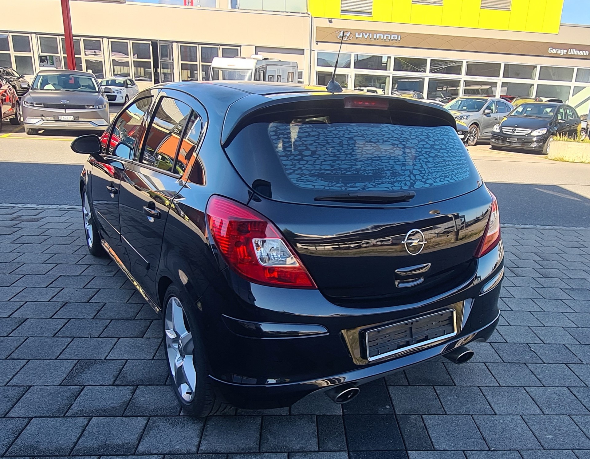 OPEL Corsa 1.6 Turbo GSi-image-5