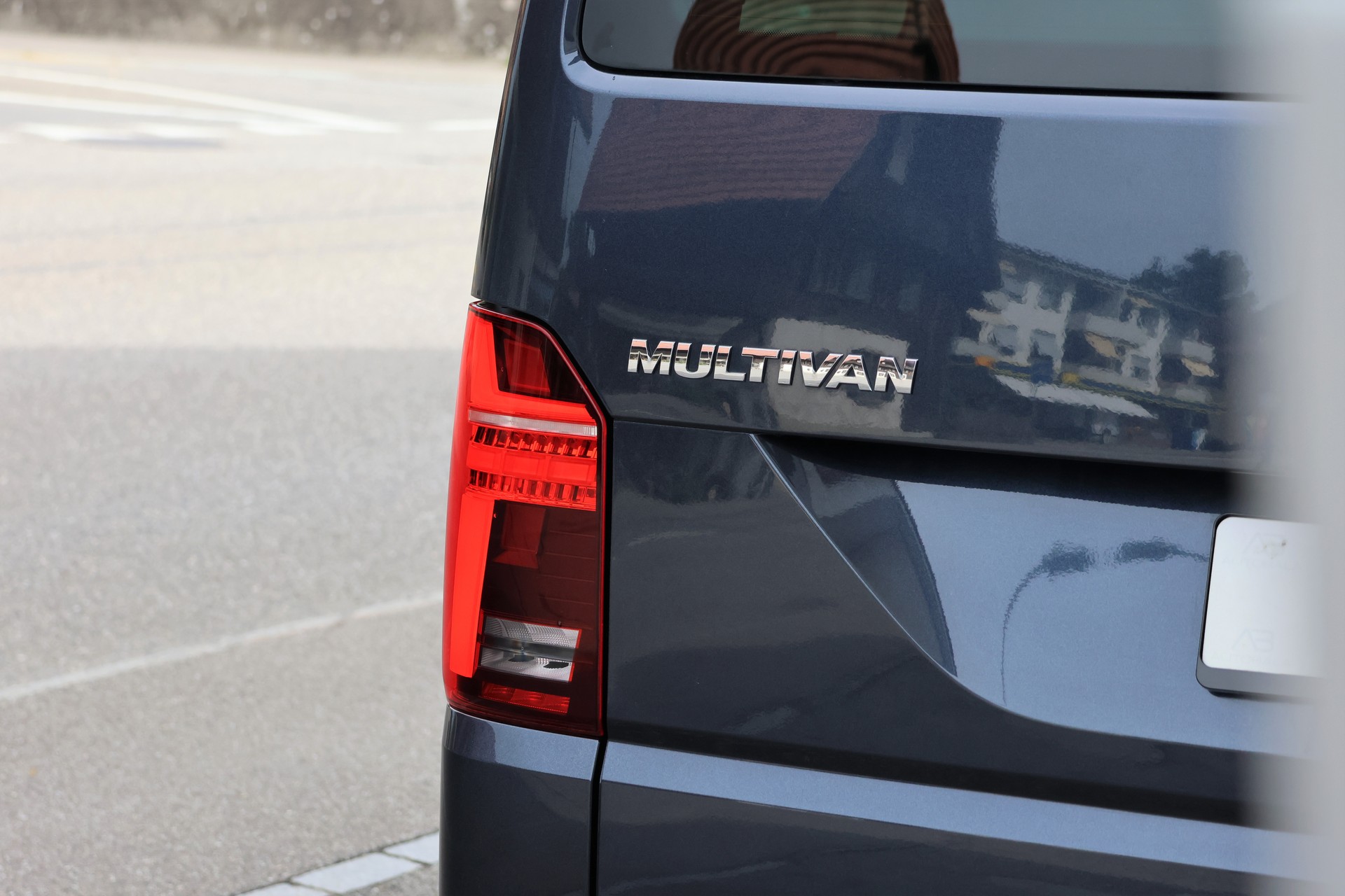 VW T6.1 Multivan 2.0 Bi-TDI Highline 4Motion DSG + 2.5T AHK-image-5
