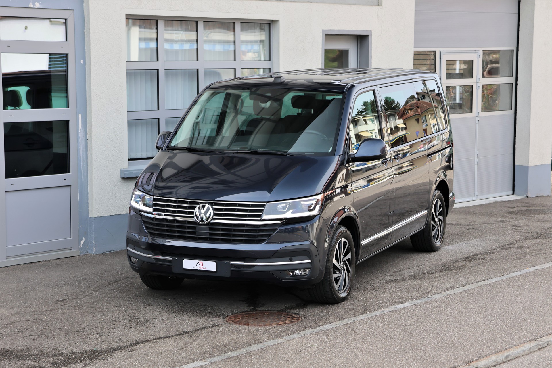 VW T6.1 Multivan 2.0 Bi-TDI Highline 4Motion DSG + 2.5T AHK