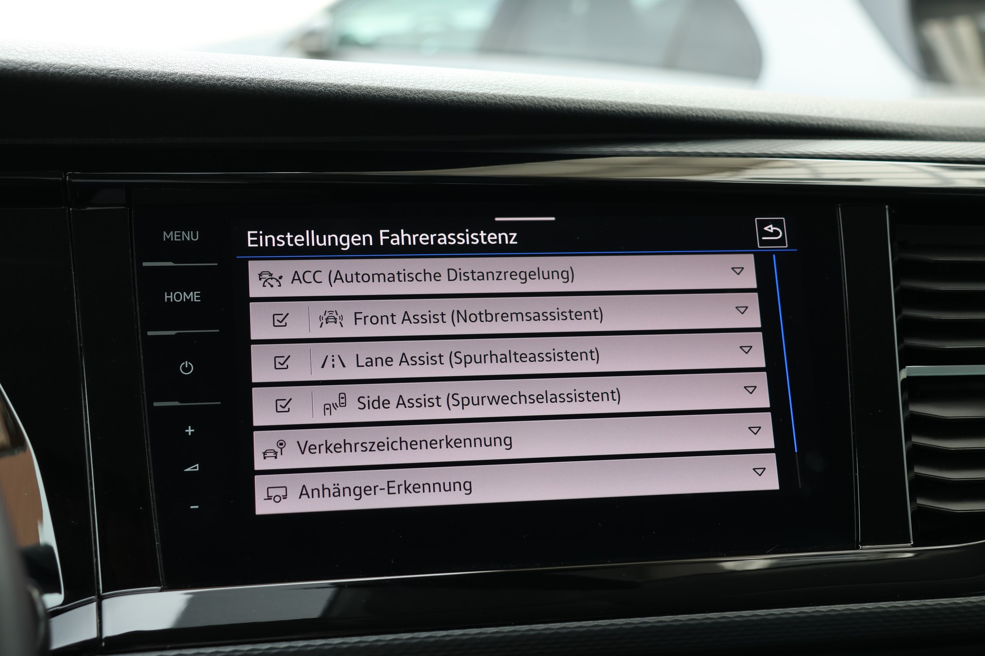 VW T6.1 Multivan 2.0 Bi-TDI Highline 4Motion DSG + 2.5T AHK-image-26