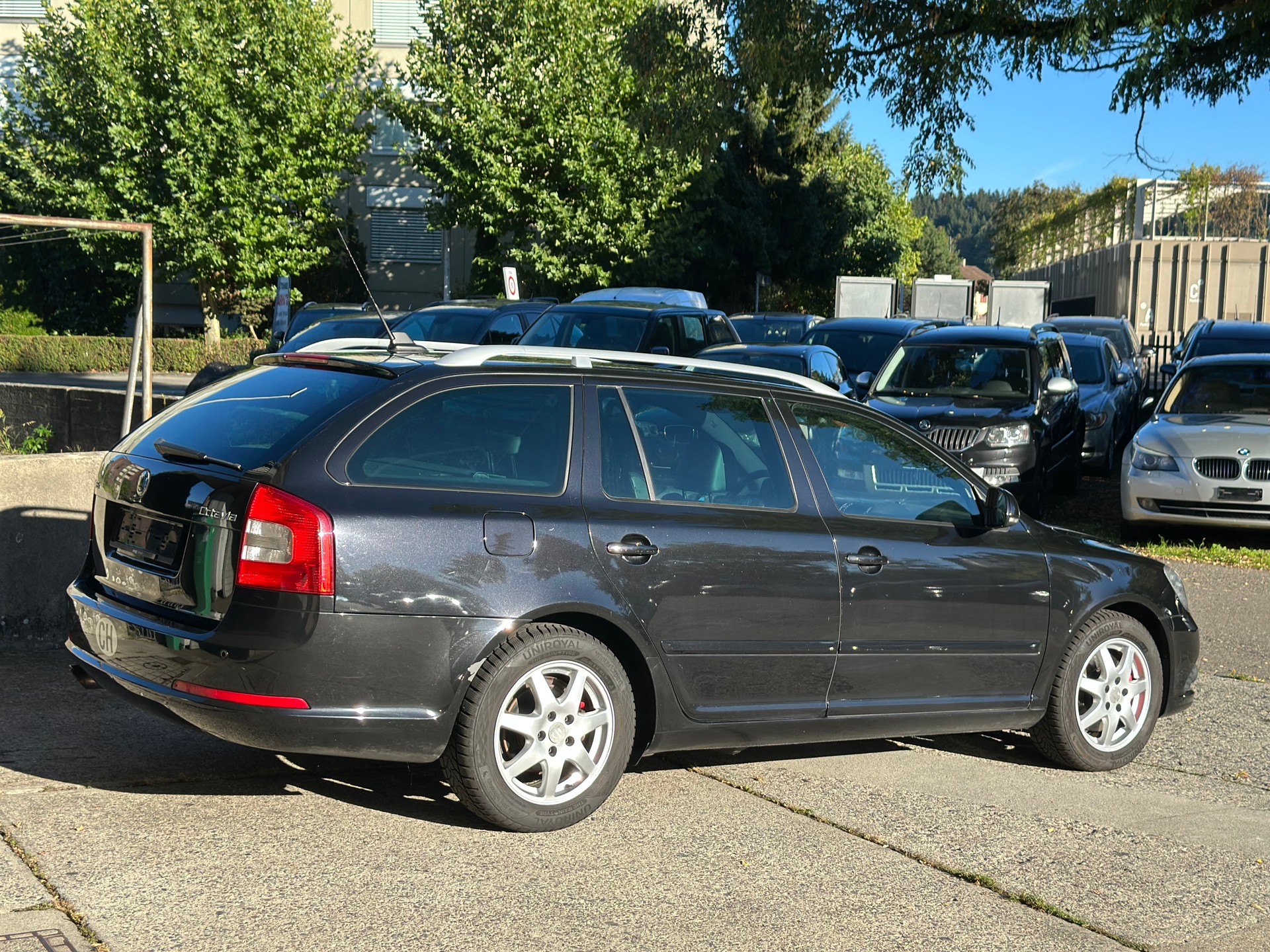 SKODA Octavia Combi 2.0 TSI RS-image-2