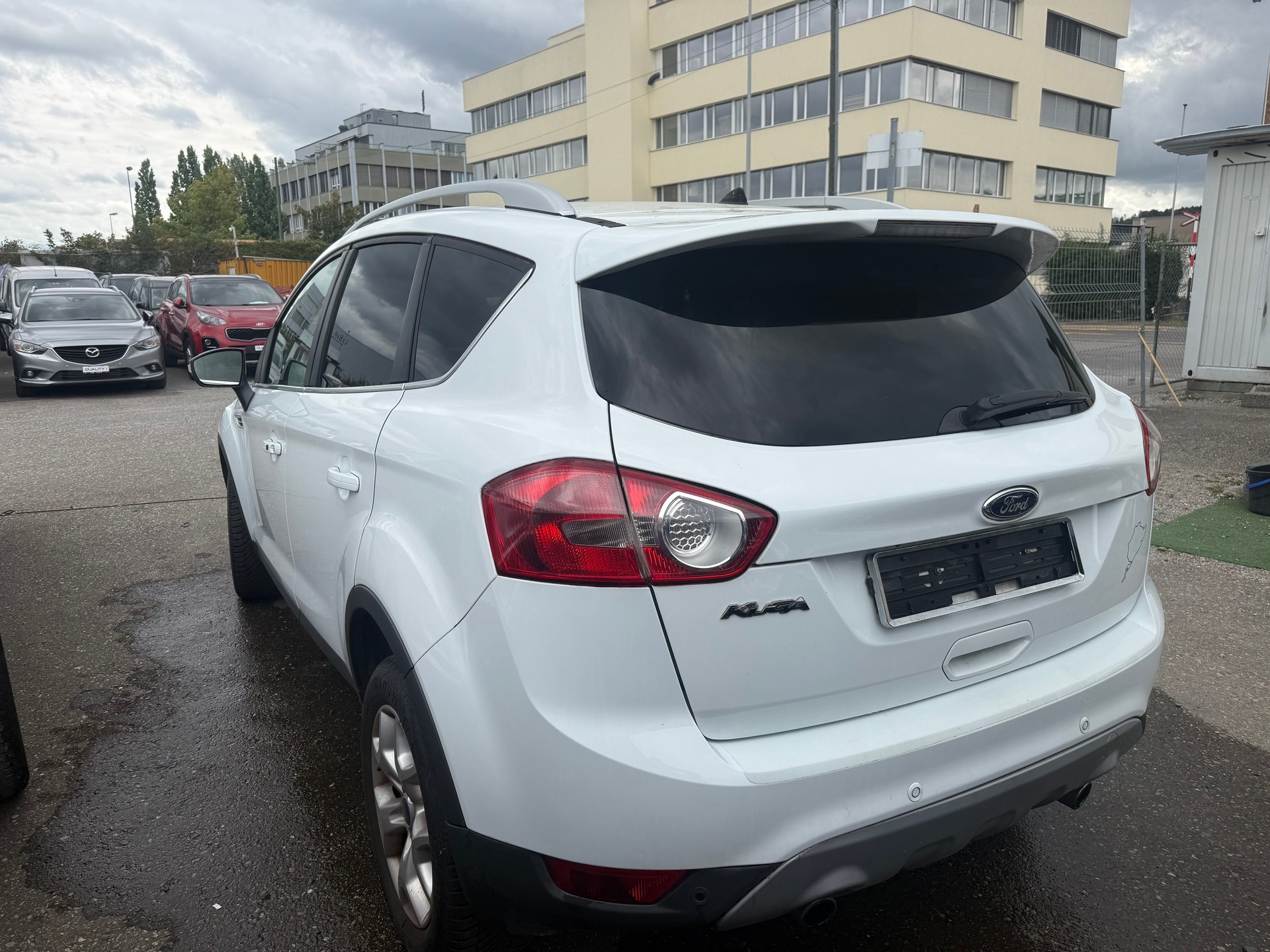 FORD Kuga 2.0 TDCi Titanium 4WD PowerShift-image-3