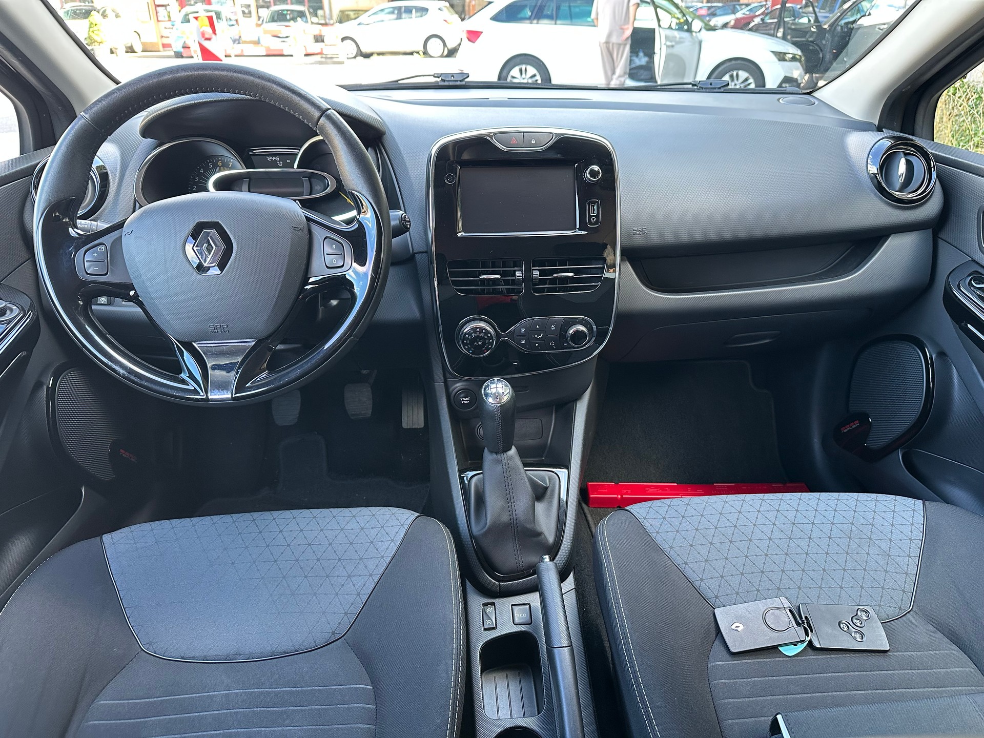 RENAULT Clio Grandtour 0.9 12V Dynamique Frisch ab MFK und Service-image-14