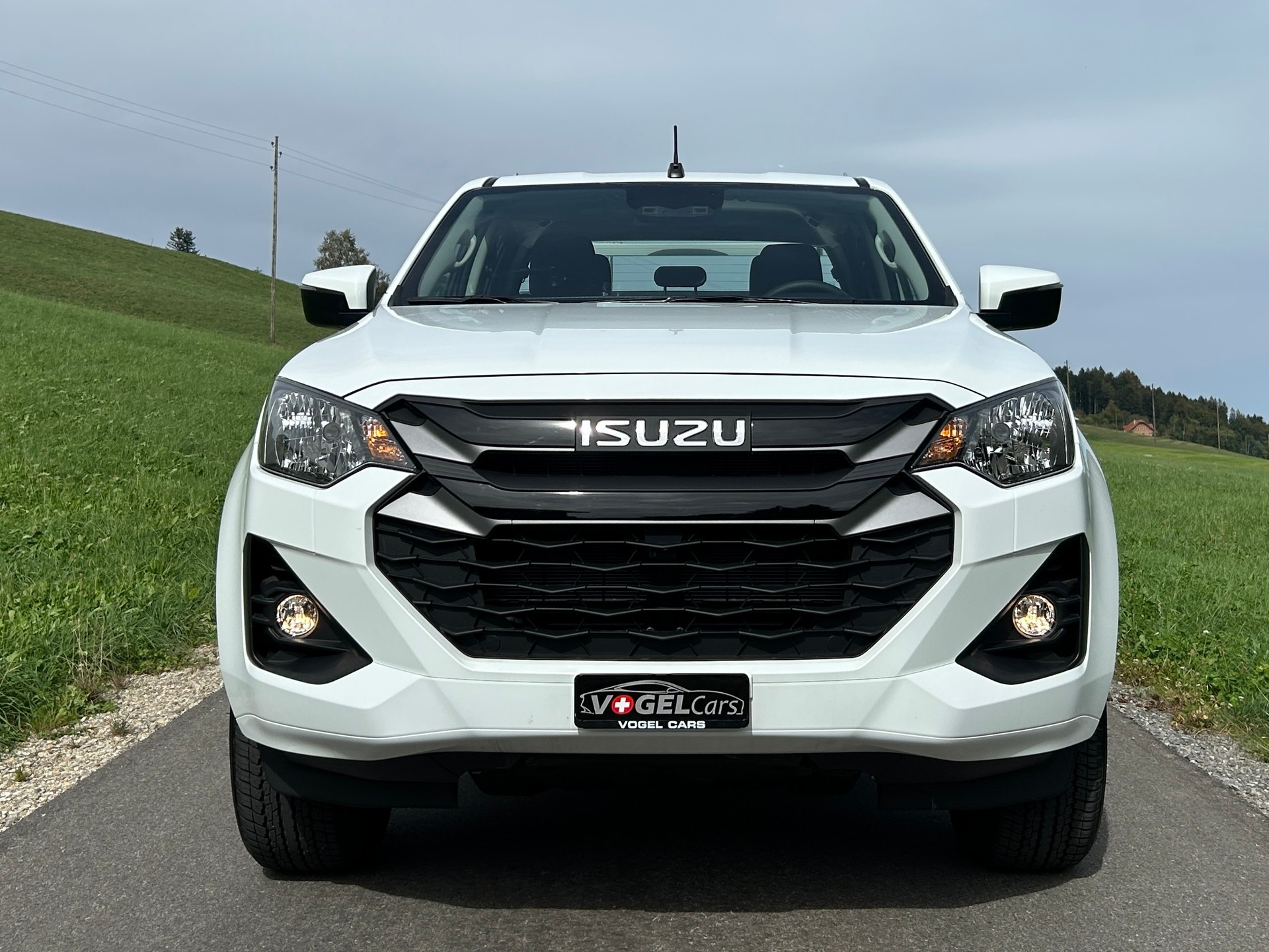 ISUZU D-MAX 1.9 CrewCab N60BB+ 4x4-image-1