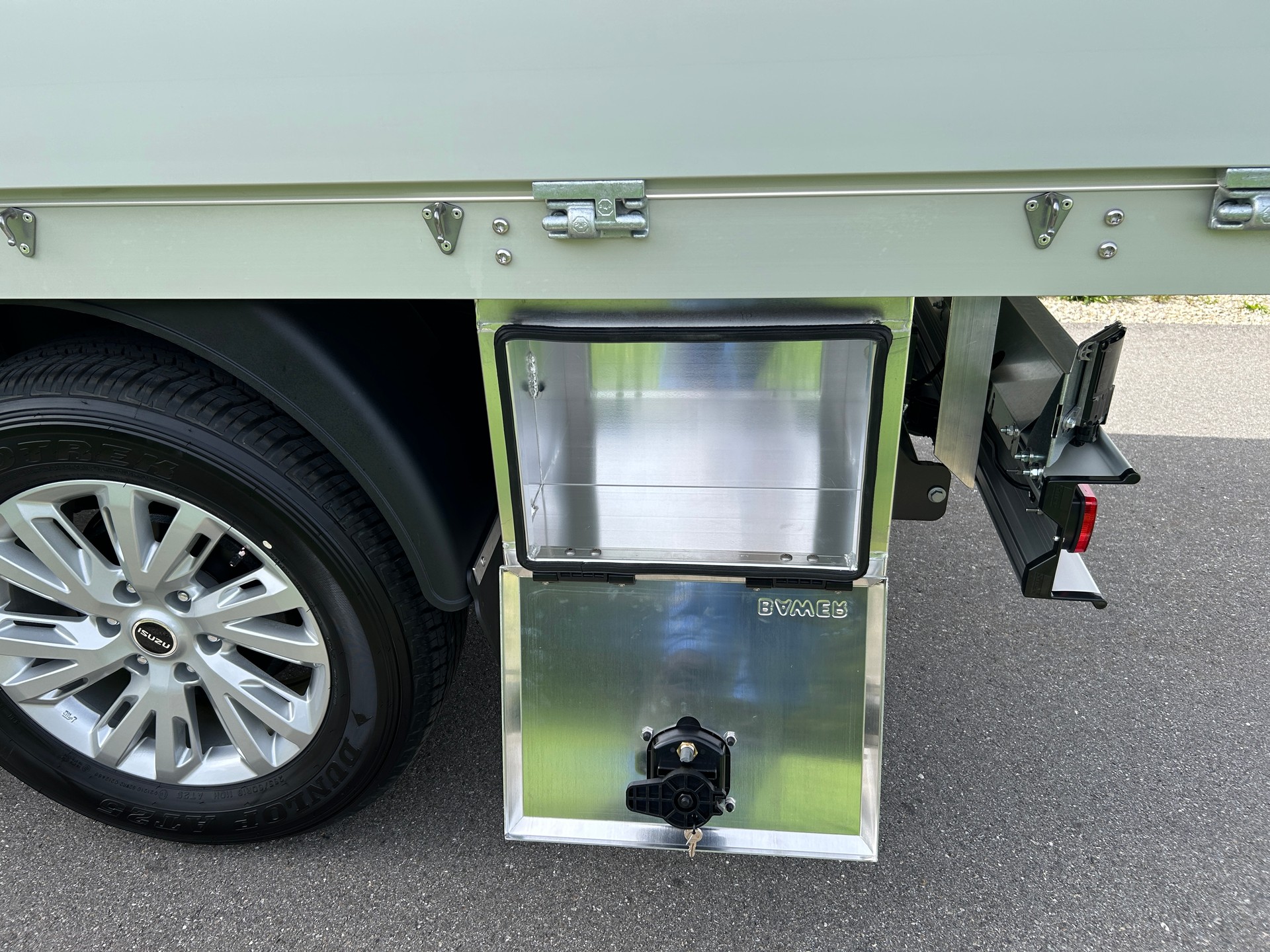 ISUZU D-MAX 1.9 CrewCab N60BB+ 4x4-image-7