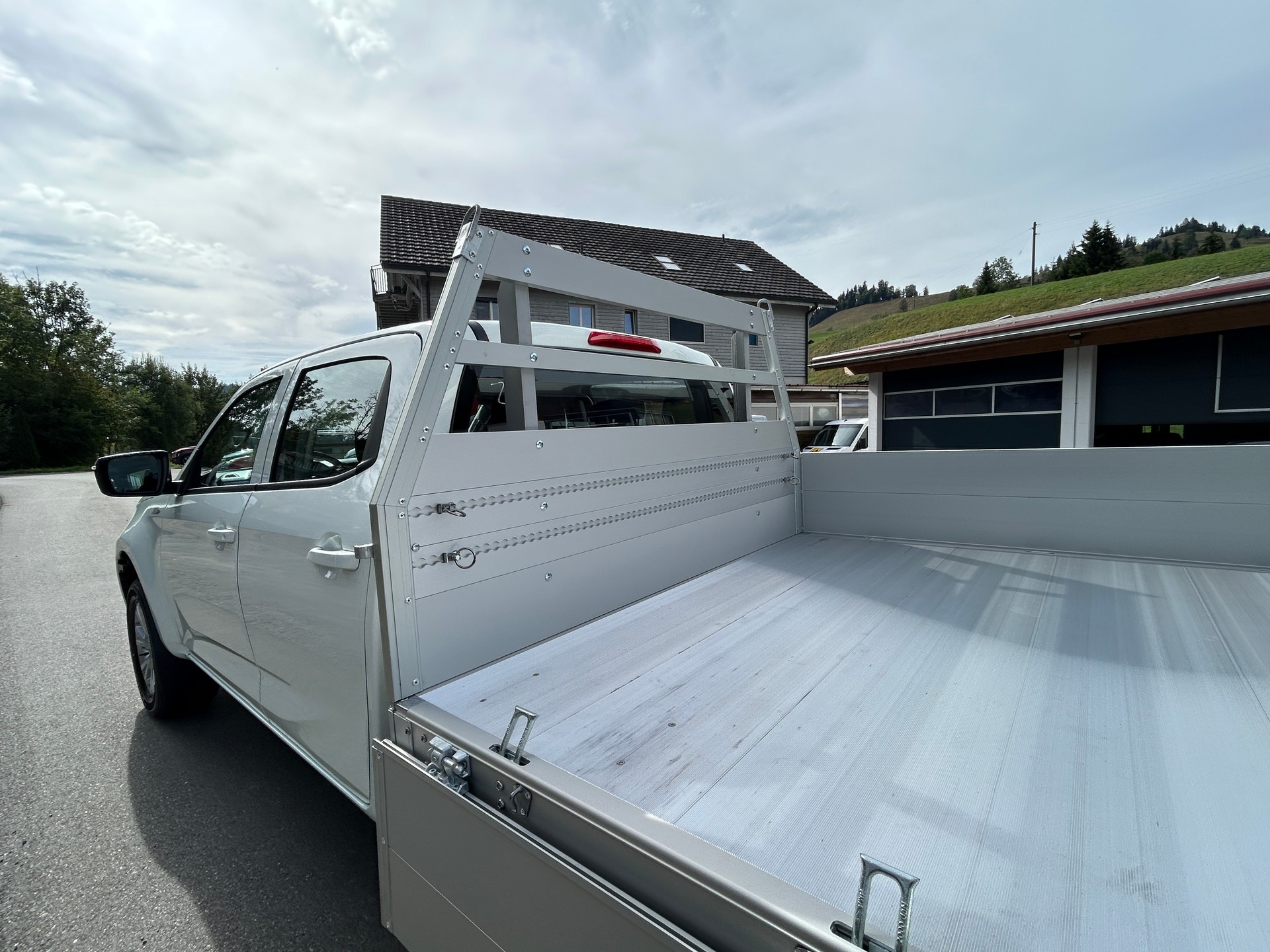 ISUZU D-MAX 1.9 CrewCab N60BB+ 4x4-image-6