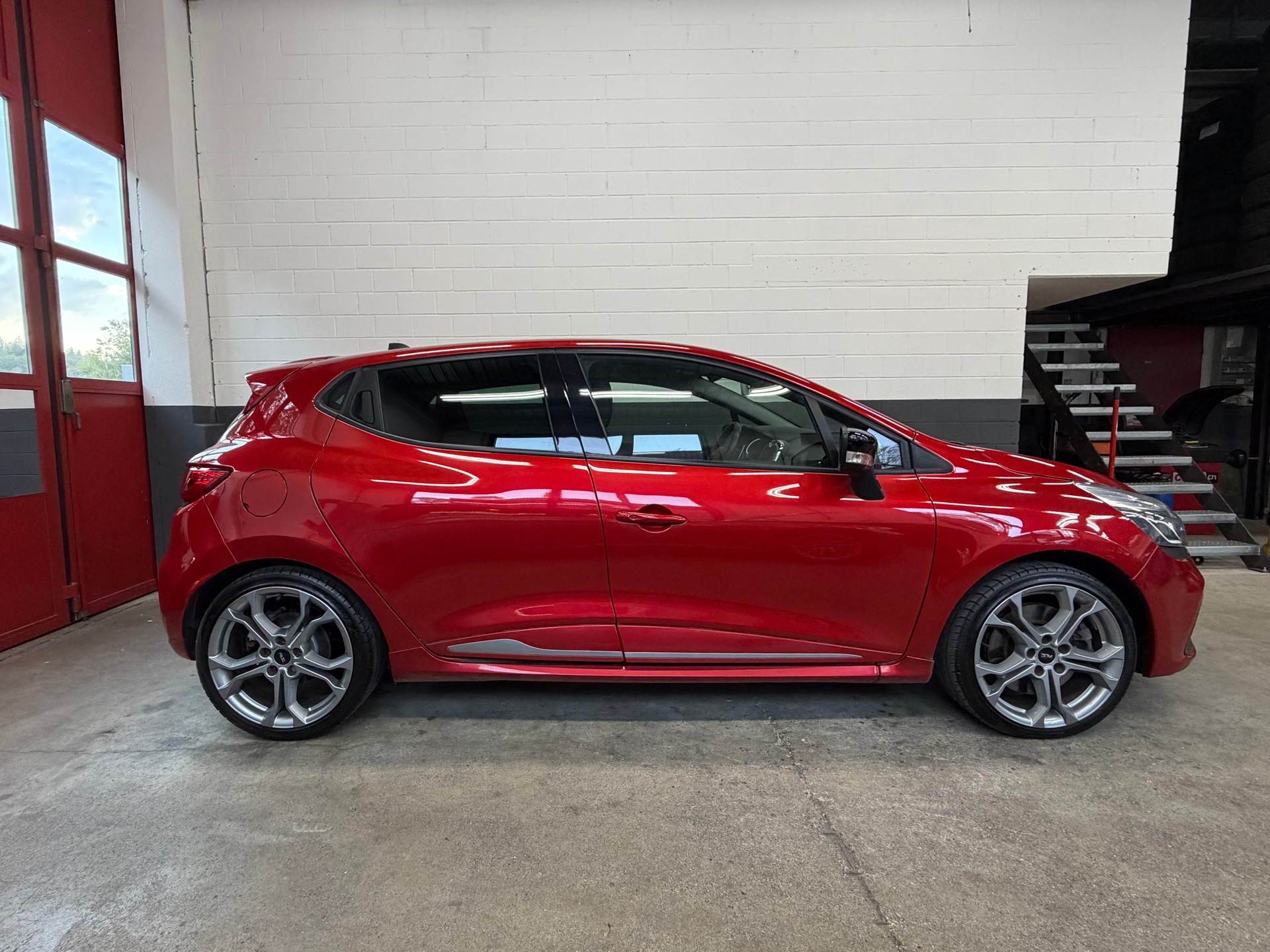 RENAULT Clio 1.6 T RS 200 EDC //NEU AB MFK!-image-4
