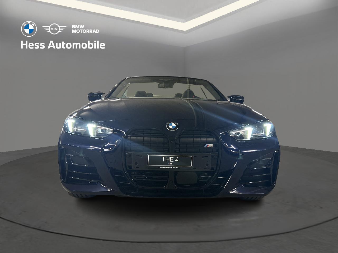 BMW M440i xDrive Cabrio-image-5