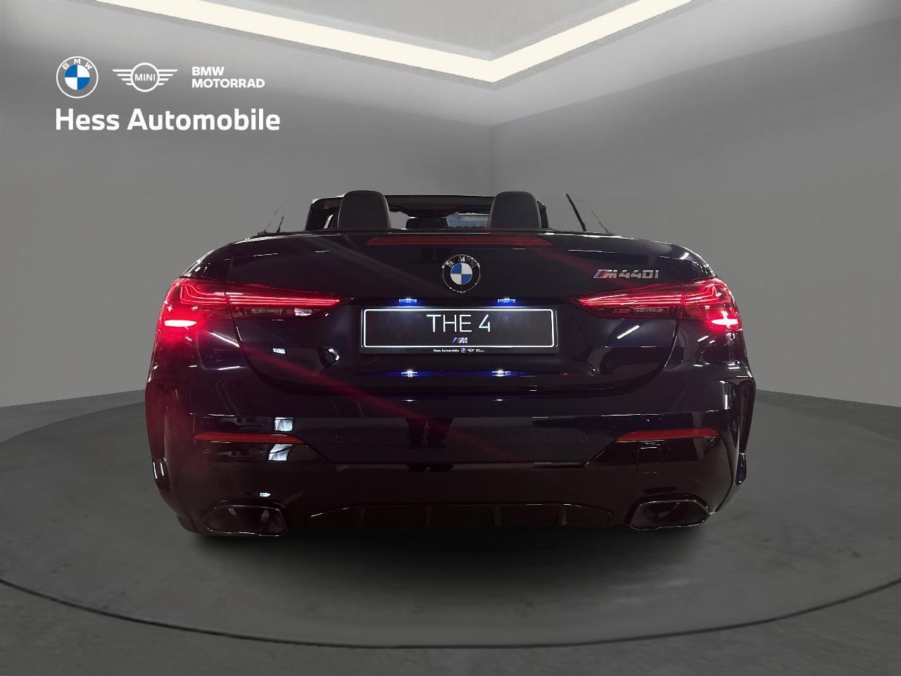 BMW M440i xDrive Cabrio-image-7