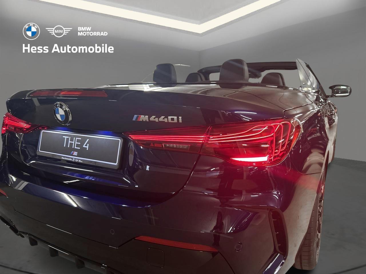 BMW M440i xDrive Cabrio-image-9