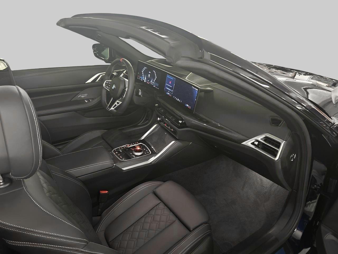 BMW M440i xDrive Cabrio-image-10