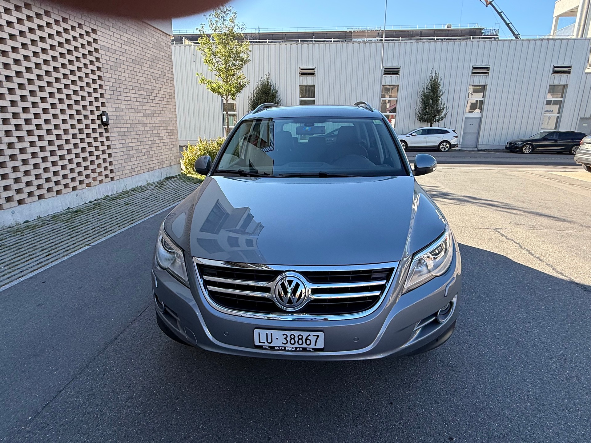 VW 2.0 TSI 200 Track & Field-image-3